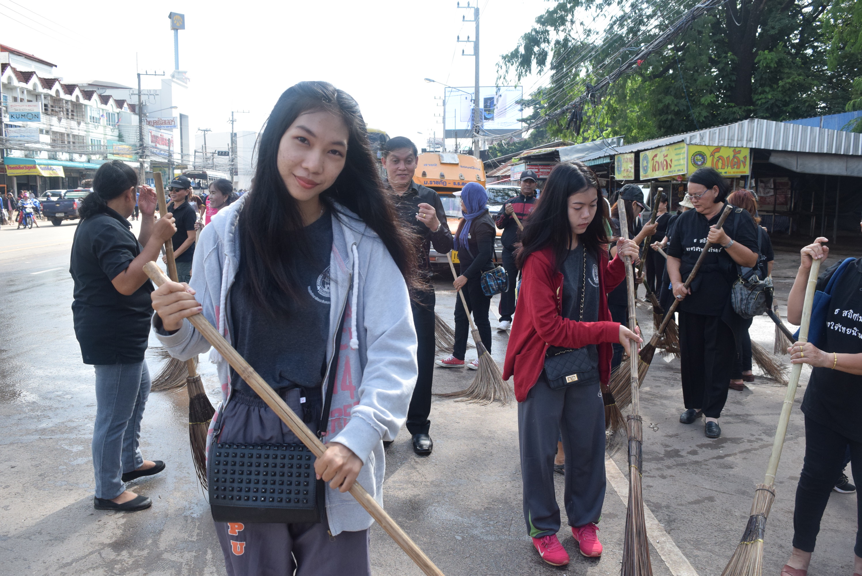 วันที่ 2 สิงหาคม 2560 Big Cleaning Day วันทำความสะอาดครั้งใหญ่ จังหวัดสกลนคร