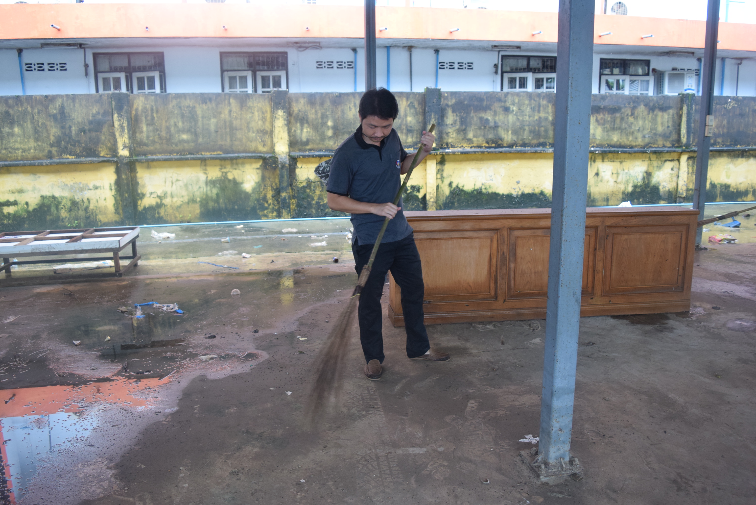 วันที่ 5 สิงหาคม 2560  กิจกรรม “ล้างบ้าน ย้อมเมือง Big Cleaning Day” จังหวัดสกลนคร
