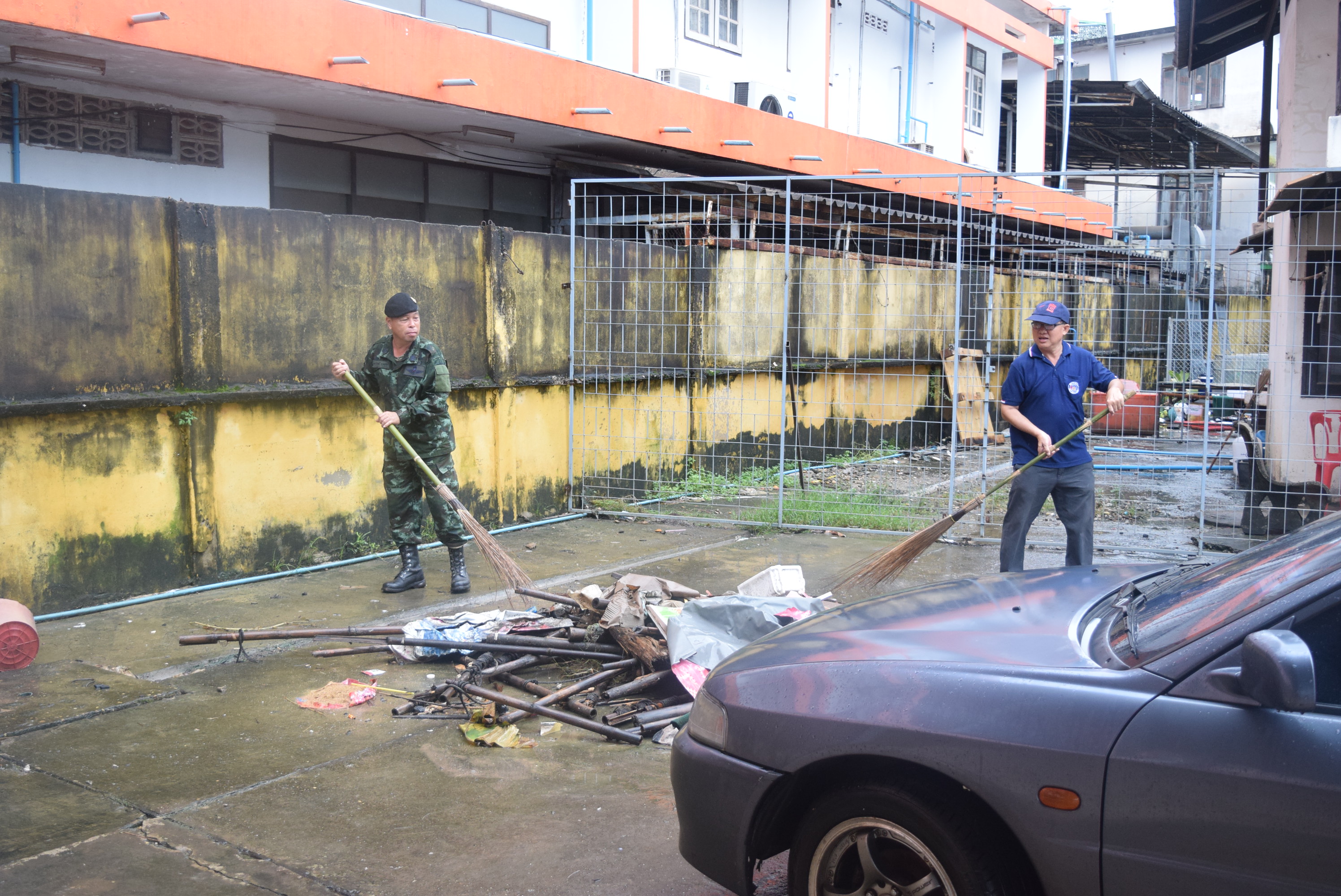 วันที่ 5 สิงหาคม 2560  กิจกรรม “ล้างบ้าน ย้อมเมือง Big Cleaning Day” จังหวัดสกลนคร