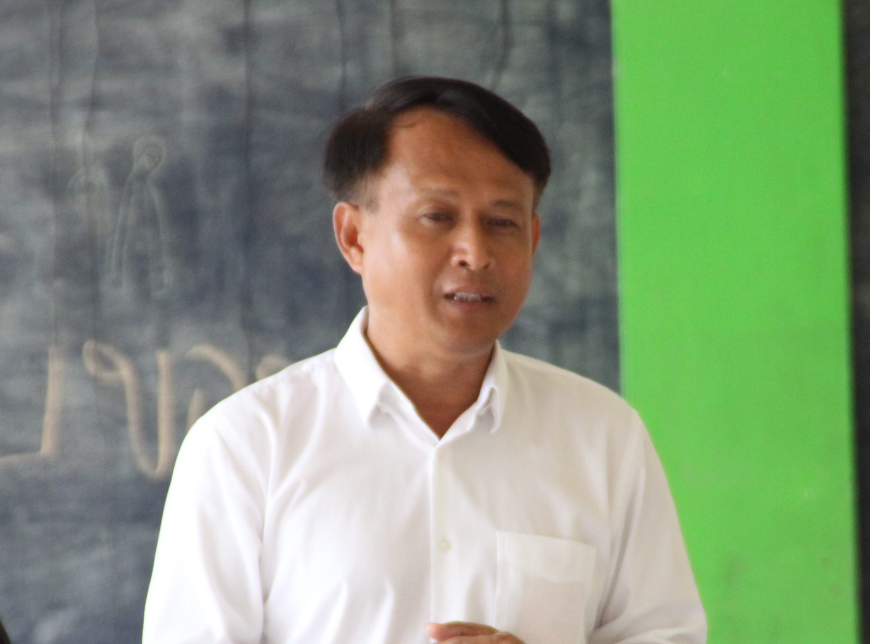 ตรวจเยี่ยมพร้อมบรรยายพิเศษ การน้อมนำพระราชกระแสสมเด็จพระเจ้าอยู่หัว ในการสืบสานพระราชปณิธานของพระบาทสมเด็จพระปรมินทรมหาภูมิพลอดุลยเดช รัชการที่ 9 เรื่องการศึกษาและการสร้างคนดีมีคุณธรรม ณ โรงเรียนบ้านดอนแคน (คุรุราษฎร์ผดุงวิทย์) บ้านดอนแคน ตำบลหนองลาด อำเภอเมืองสกลนคร