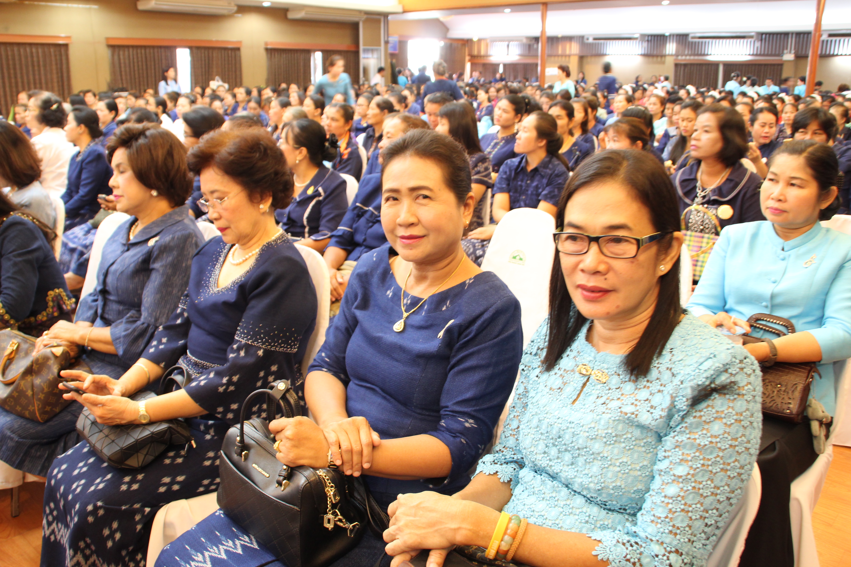 งานรวมพลังสตรีไทยสกล เทิดไท้องค์ราชินี  เฉลิมพระเกียรติสมเด็จพระนางเจ้าสิริกิติ์ พระบรมราชินีนาถ ในรัชกาลที่ 9