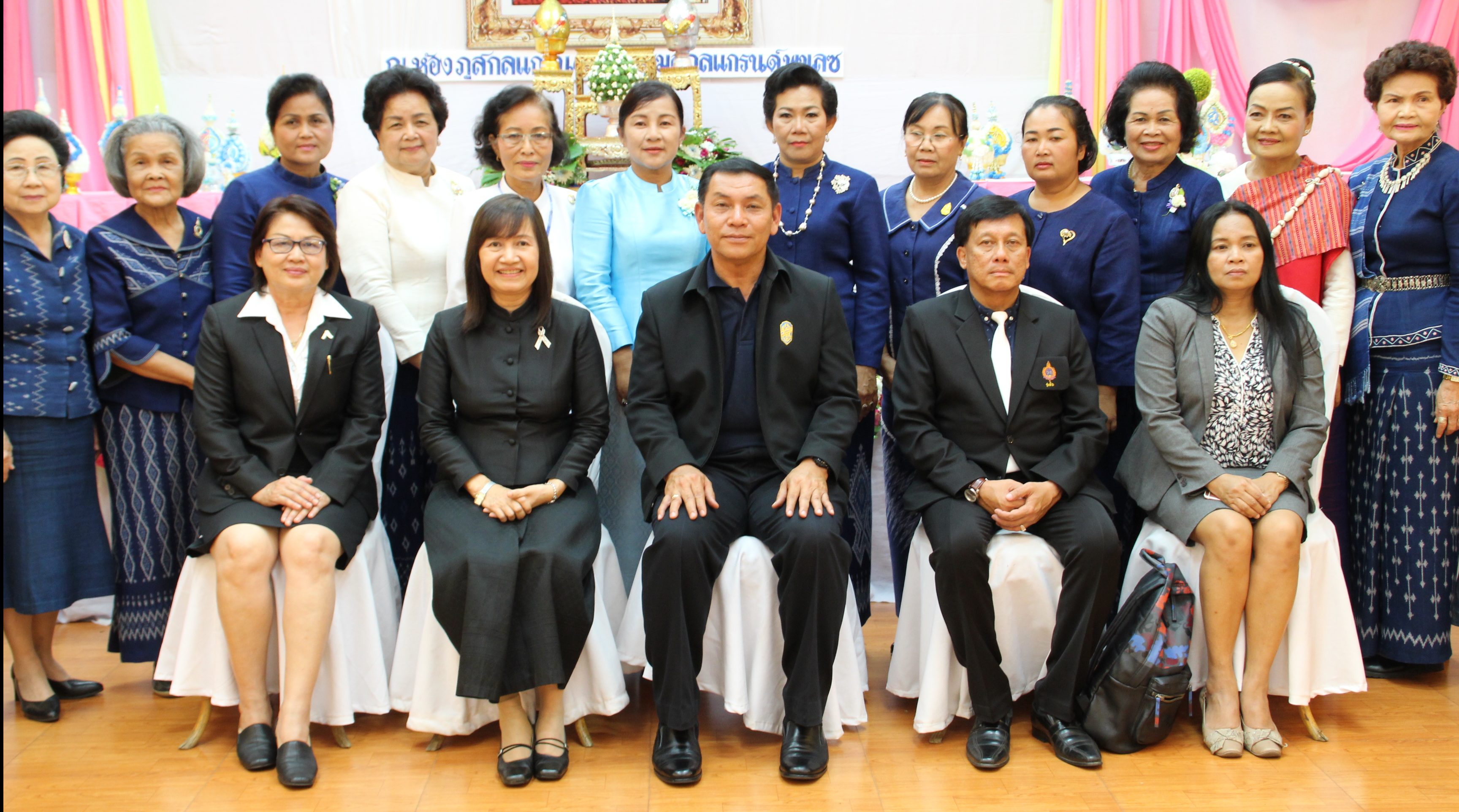งานรวมพลังสตรีไทยสกล เทิดไท้องค์ราชินี  เฉลิมพระเกียรติสมเด็จพระนางเจ้าสิริกิติ์ พระบรมราชินีนาถ ในรัชกาลที่ 9