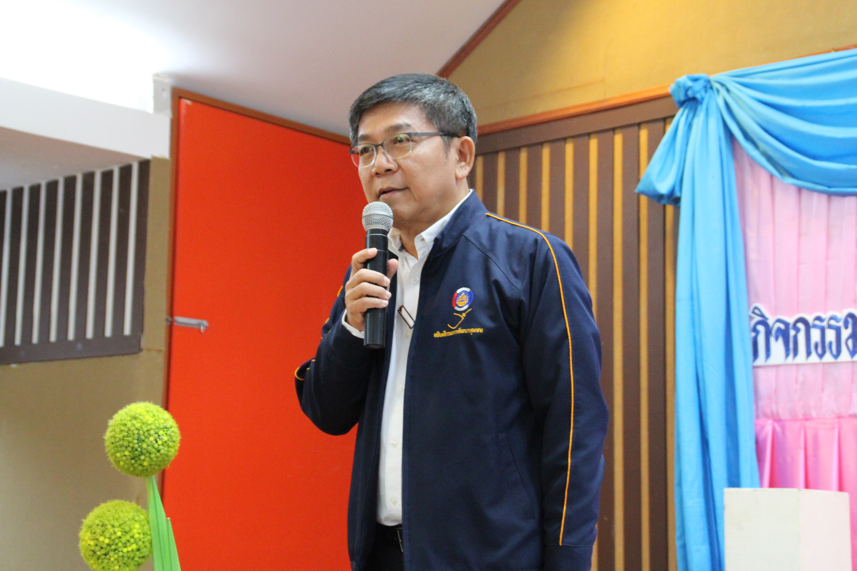 การฝึกอบรม โครงการส่งเสริมและพัฒนาชีวิตคนสกลนครตามหลักปรัชญาของเศรษฐกิจพอเพียง กิจกรรมที่2 อบรมเพิ่มประสิทธิภาพคณะกรรมการพัฒนาสตรีระดับอำเภอและพัฒนากร