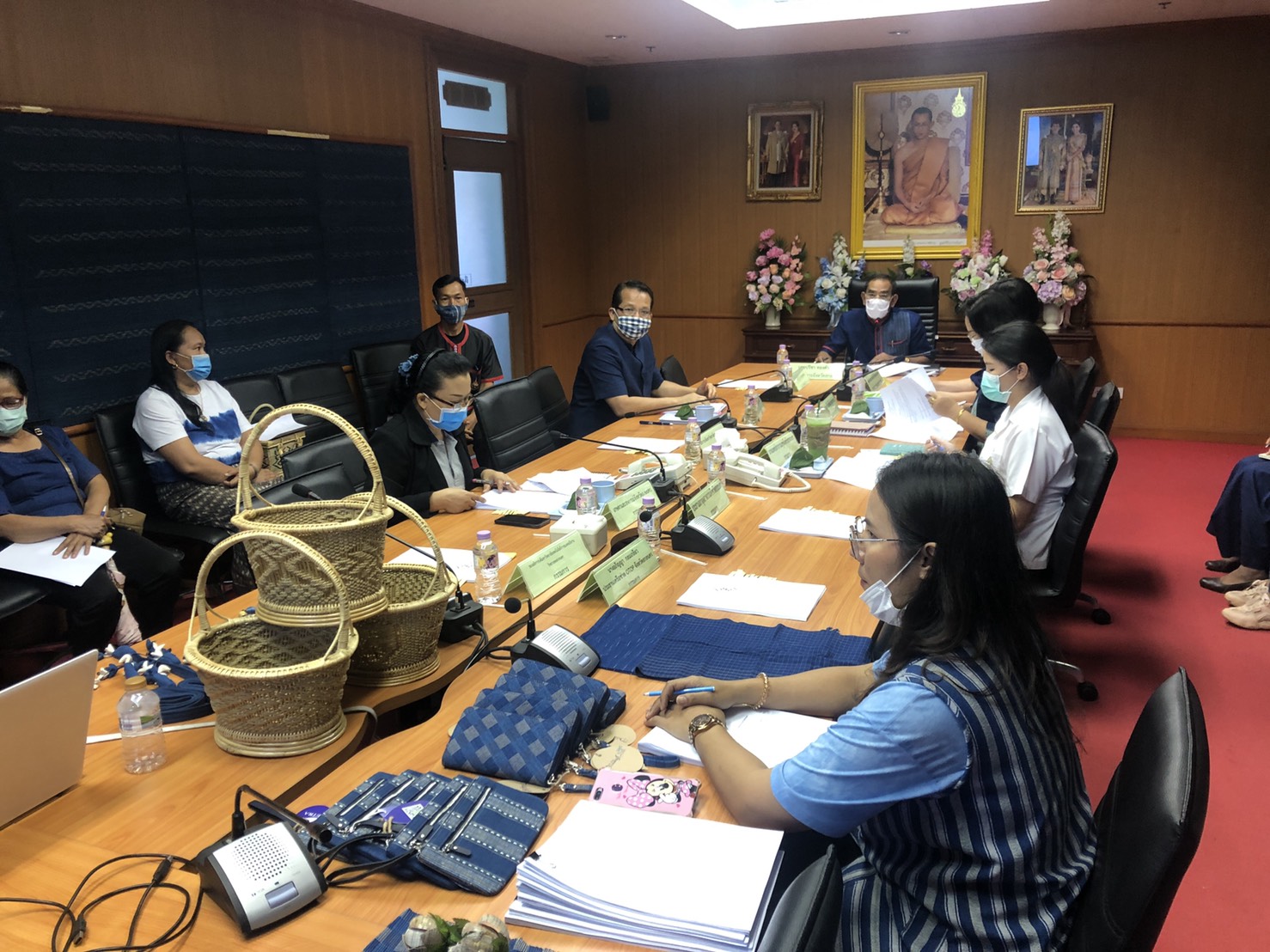 พช.สกลนคร ร่วมประชุมคณะกรรมการรับรองมาตรฐานผลิตภัณฑ์ชุมชนจังหวัดสกลนคร