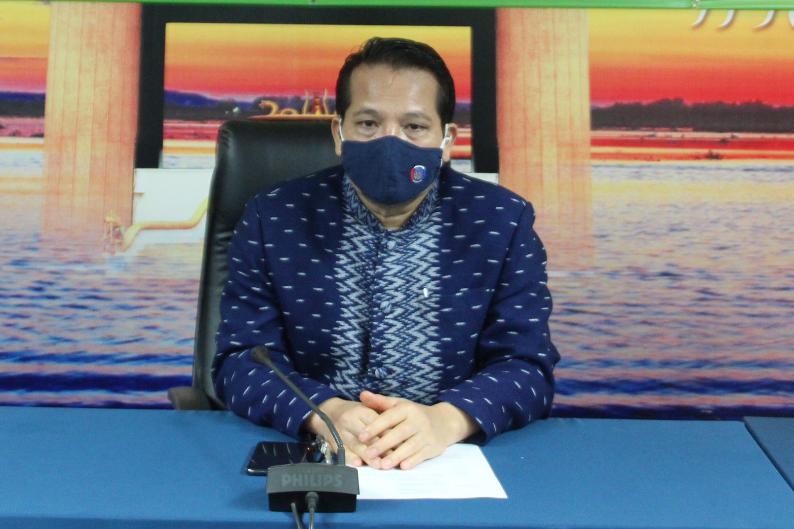 พช.สกลนคร ร่วมประชุมกรมการพัฒนาชุมชน ครั้งที่ 5/2563 ผ่านระบบวีดิทัศน์ทางไกล (Video Conference)
