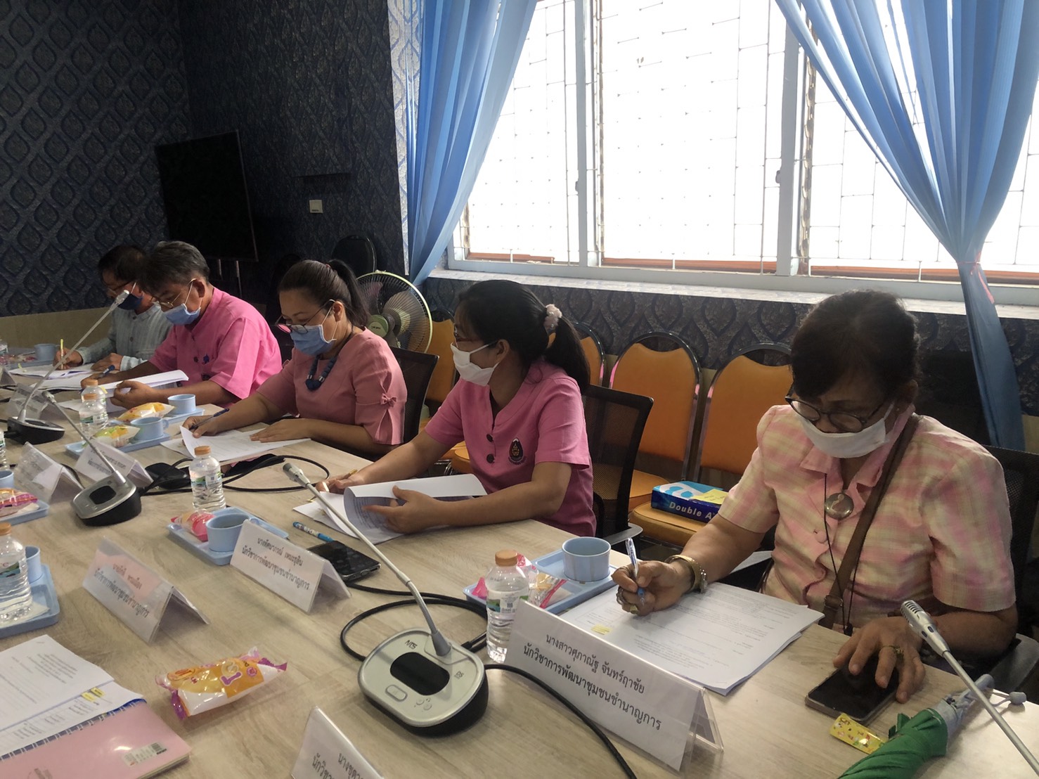 พช.สกลนคร : ประชุมคณะทำงานพิจารณาจัดทำข้อตกลงการปฏิบัติราชการและผลการประเมินผลการปฏิบัติราชการของข้าราชการสังกัดสำนักงานพัฒนาชุมชน จังหวัดสกลนคร