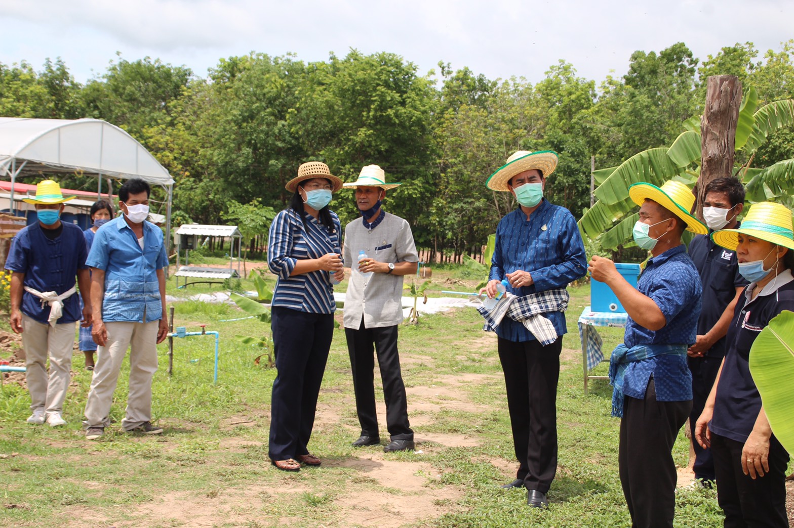 ผู้ตรวจราชการกรมการพัฒนาชุมชน ตรวจติดตามการดำเนินงานพัฒนาชุมชน ในเขตพื้นที่จังหวัดสกลนคร