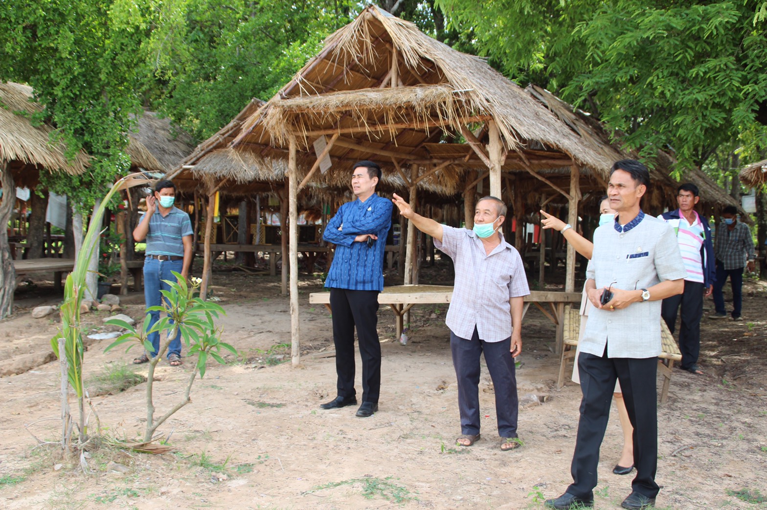 ผู้ตรวจราชการกรมการพัฒนาชุมชน ตรวจติดตามการดำเนินงานพัฒนาชุมชน ในเขตพื้นที่จังหวัดสกลนคร