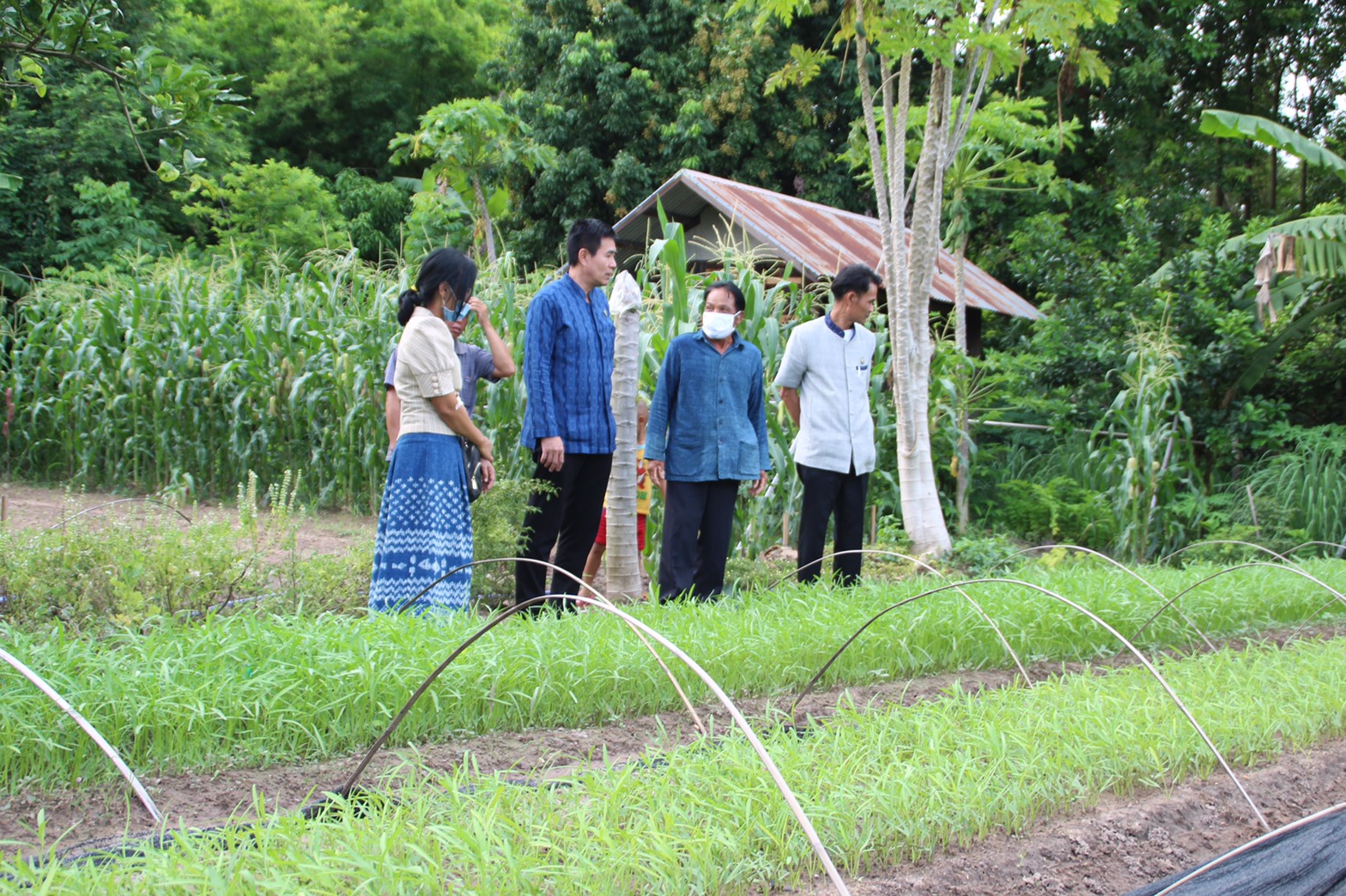 ผู้ตรวจราชการกรมการพัฒนาชุมชน ตรวจติดตามการดำเนินงานพัฒนาชุมชน ในเขตพื้นที่จังหวัดสกลนคร