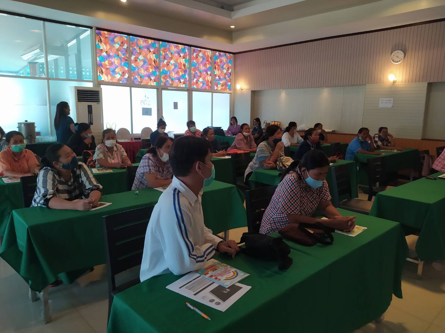 พช.สกลนคร จัดประชุมเชิงปฏิบัติการเสริมสร้างประสบการณ์ในการพัฒนาและออกแบบ