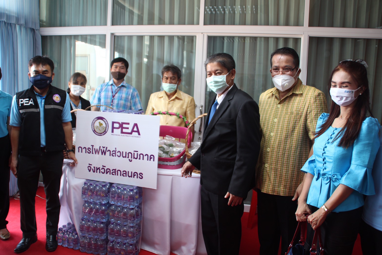 “พช.สกลนคร นำข้าราชการ พนักงาน ลูกจ้างสังกัดกรมการพัฒนาชุมชน ผู้นำชุมชน หน่วยงานภาคี บริจาคโลหิตเพื่อเฉลิมพระเกียรติ เนื่องในโอกาสวันเฉลิมพระชนมพรรษา 28 กรกฎาคม 2563”