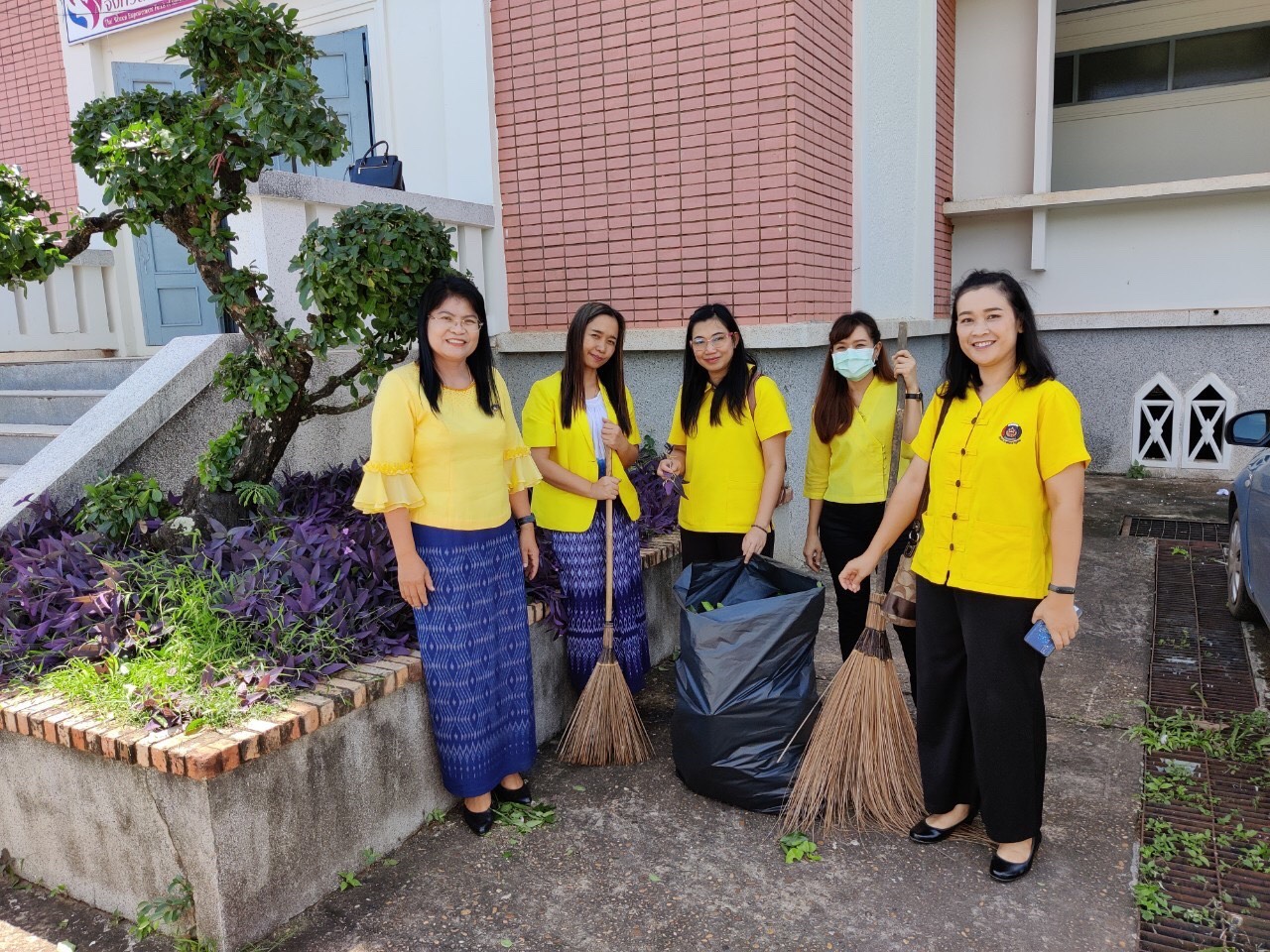 พช.สกลนคร จัดกิจกรรมวันก่อตั้งกรมการพัฒนาชุมชน ครบรอบ 58 ปี