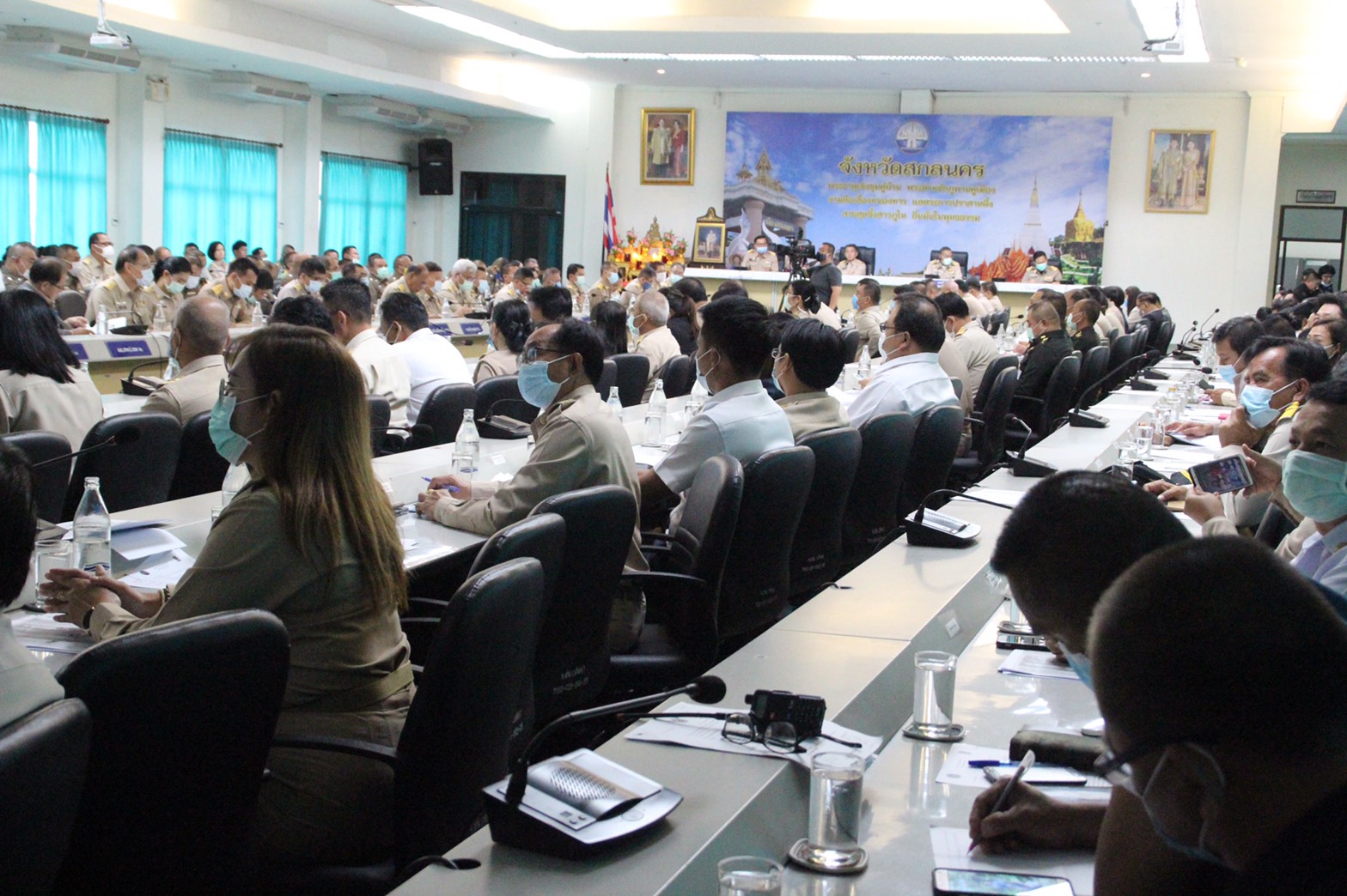 “พช.สกลนคร ร่วมประชุมคณะกรมการจังหวัดและหัวหน้าส่วนราชการประจำจังหวัดสกลนคร”