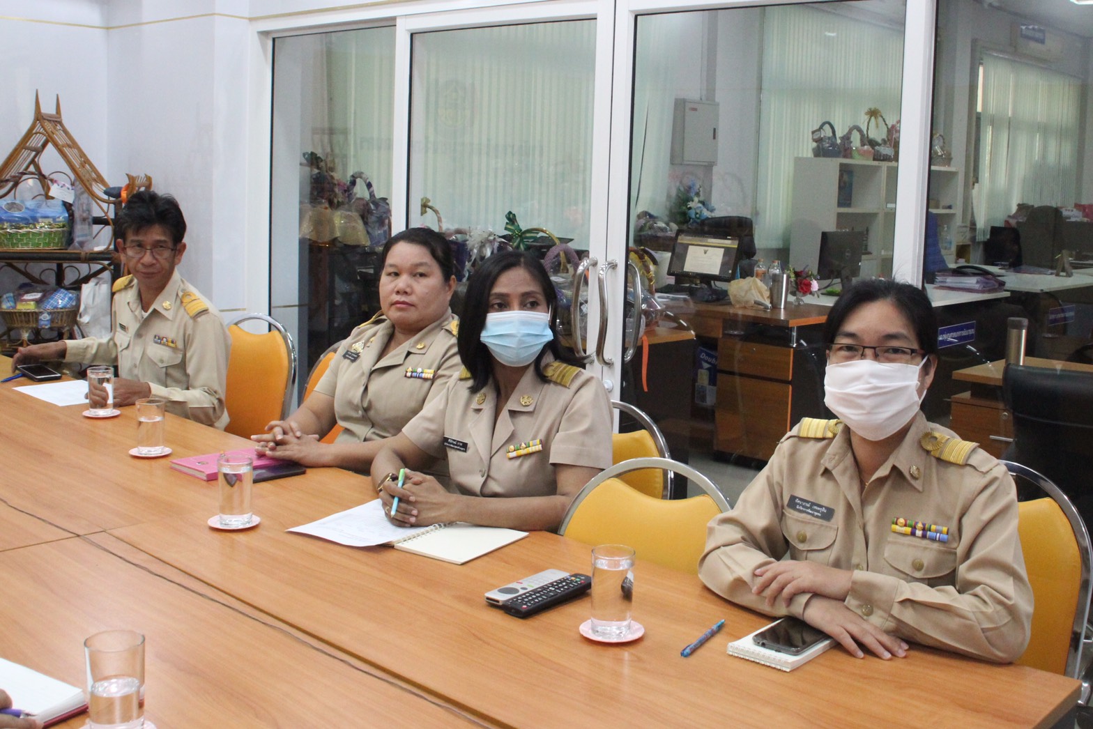 พช.สกลนคร…ร่วมประชุมกรมการพัฒนาชุมชน ครั้งที่ 10/2563 ผ่านระบบวีดิทัศน์ทางไกล (Video Conference)