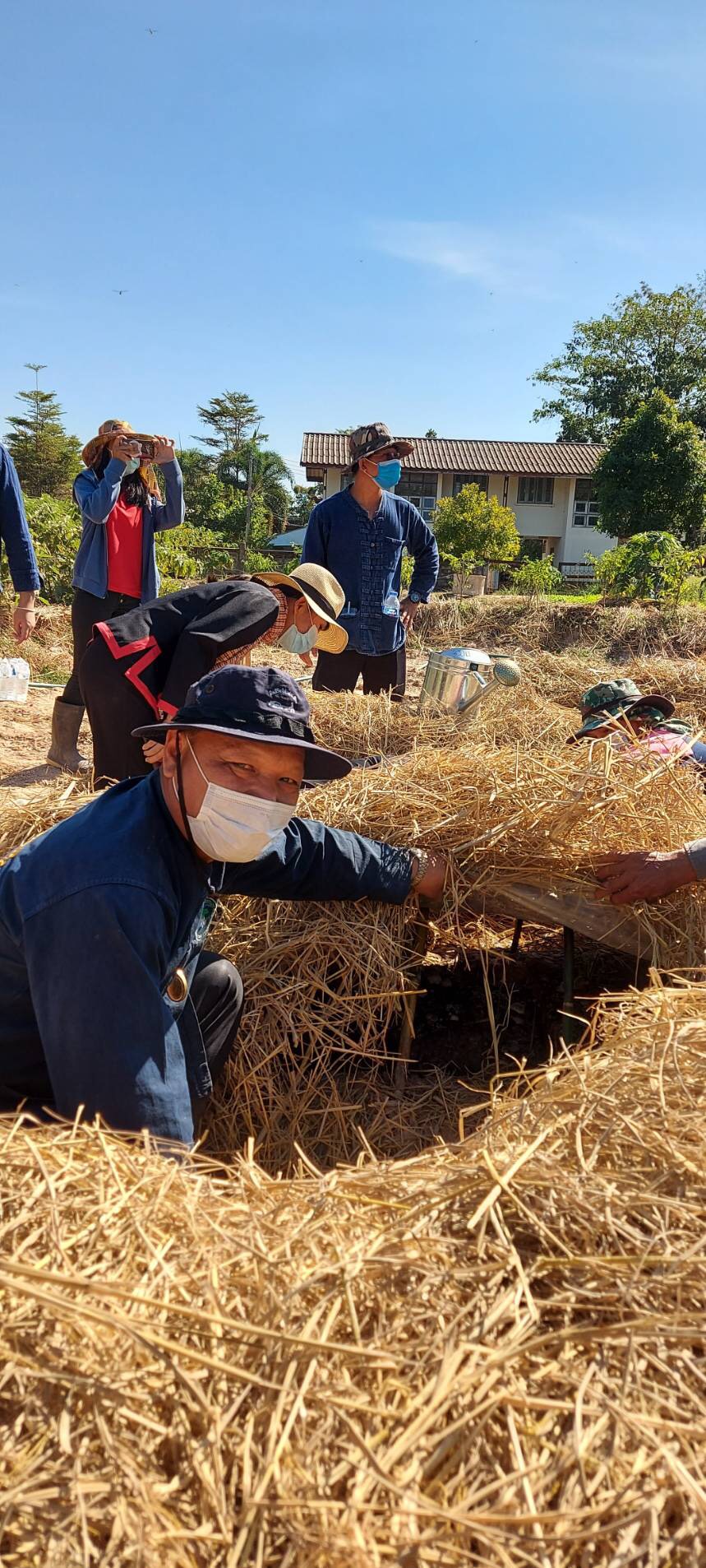 พช.สกลนคร เสริมสร้างจริยธรรมข้าราชการกรมการพัฒนาชุมชน ยึดหลักทฤษฎีใหม่ ประยุกต์สู่ “โคก หนอง นา โมเดล”