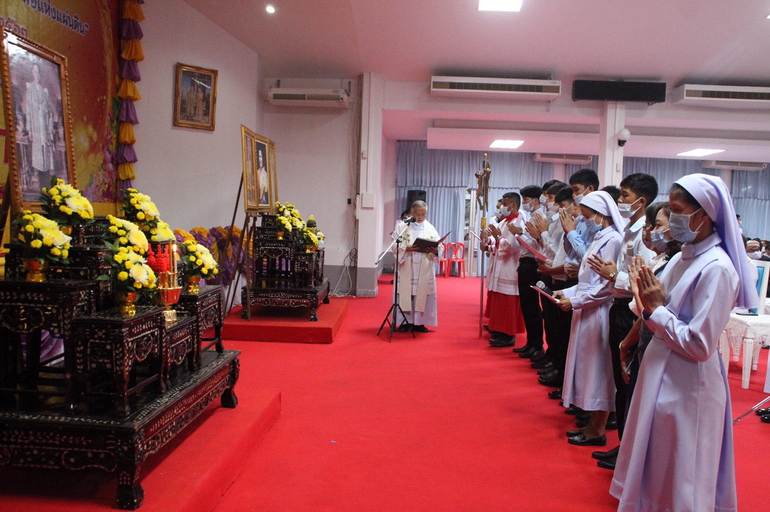 พช.สกลนคร ร่วมพิธีมหามงคลรวมศาสนา  3 ธันวาคม 2563 รวมใจภักดิ์ น้อมรำลึกถึงพระมหากรุณาธิคุณ “พ่อแห่งแผ่นดิน”