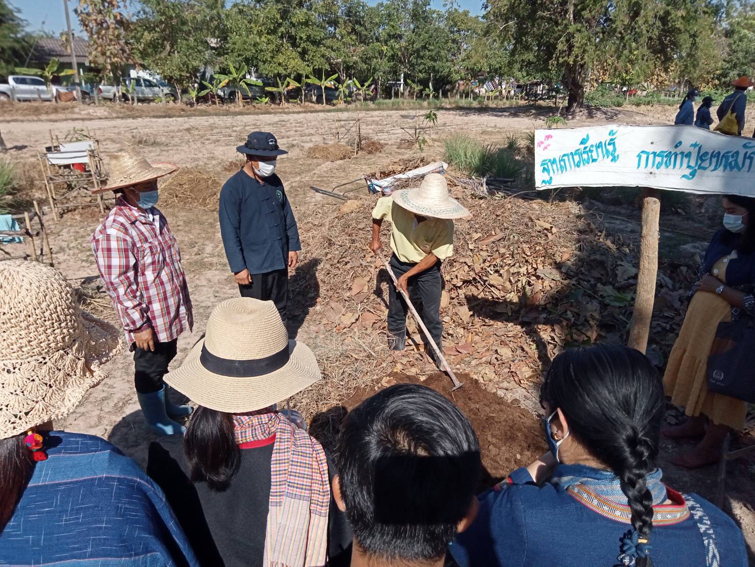 พช.สกลนคร เสริมสร้างจริยธรรมข้าราชการกรมการพัฒนาชุมชน ยึดหลักทฤษฎีใหม่ ประยุกต์สู่ “โคก หนอง นา โมเดล”
