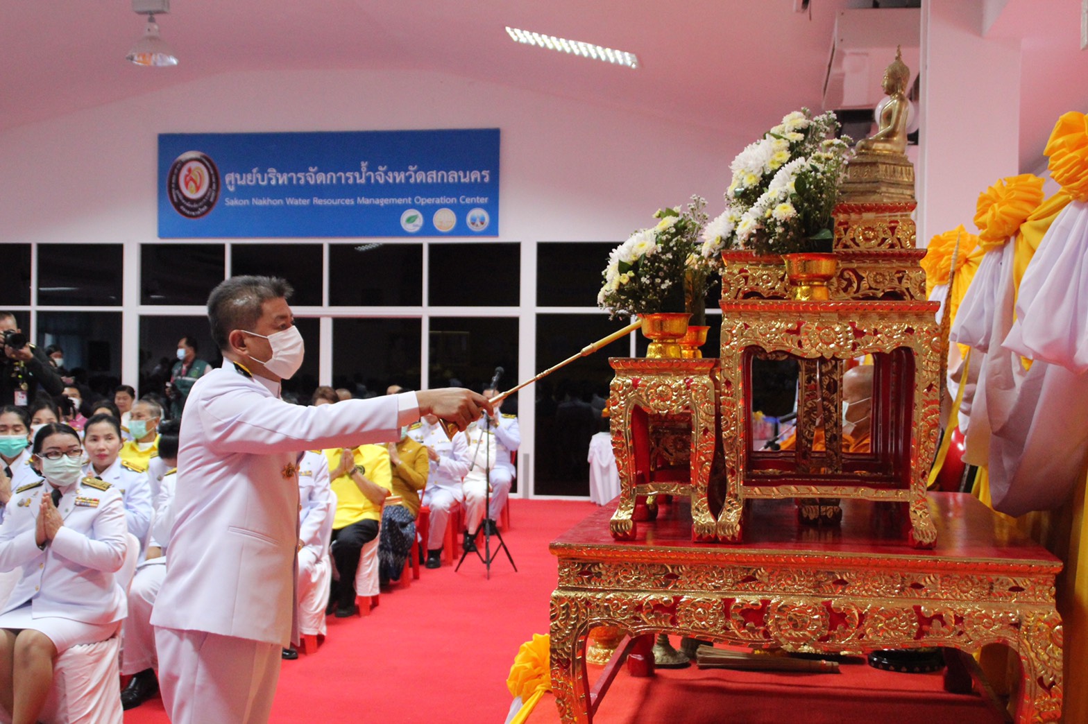 พช.สกลนคร ร่วมพิธีมหามงคลรวมศาสนา  3 ธันวาคม 2563 รวมใจภักดิ์ น้อมรำลึกถึงพระมหากรุณาธิคุณ “พ่อแห่งแผ่นดิน”