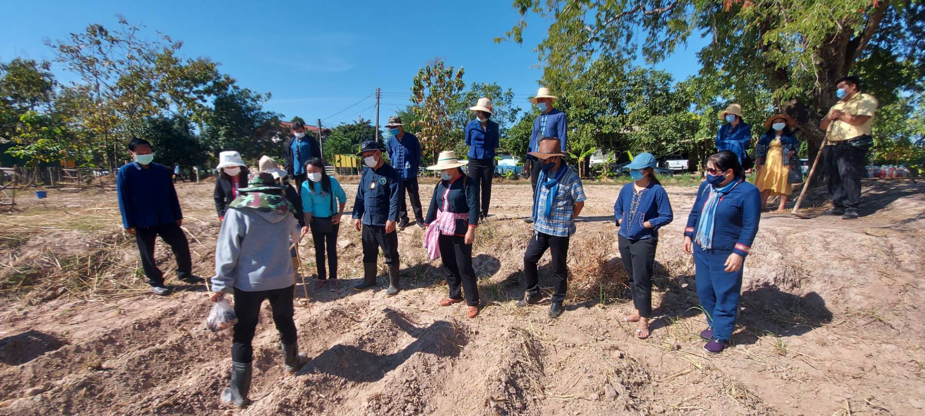 พช.สกลนคร เสริมสร้างจริยธรรมข้าราชการกรมการพัฒนาชุมชน ยึดหลักทฤษฎีใหม่ ประยุกต์สู่ “โคก หนอง นา โมเดล”