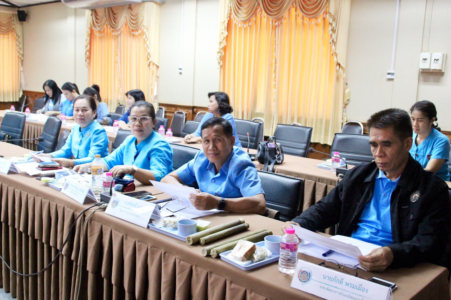 พช.สกลนคร ประชุมผู้บริหารและนักวิชาการพัฒนาชุมชน ครั้งที่ 11/2563