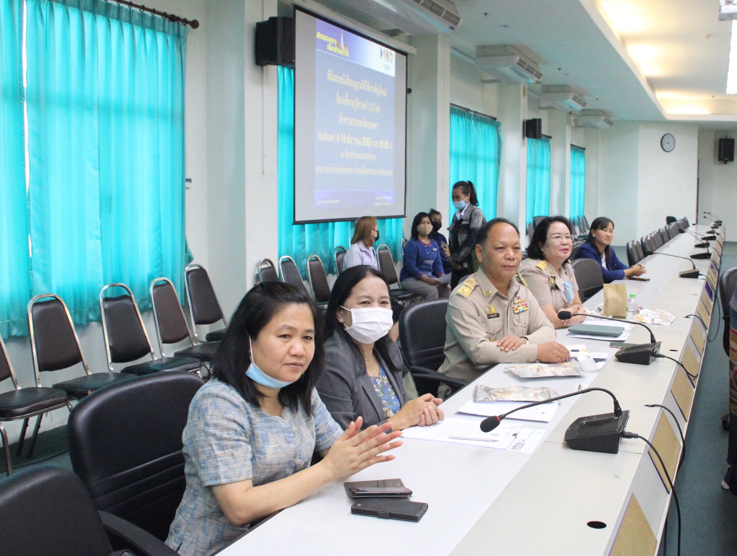 พช.สกลนคร ร่วมพิธีมอบหนังสืออนุญาตให้ใช้ตราสัญลักษณ์สิ่งบ่งชี้ทางภูมิศาสตร์ไทย “ผ้าครามธรรมชาติสกลนคร”