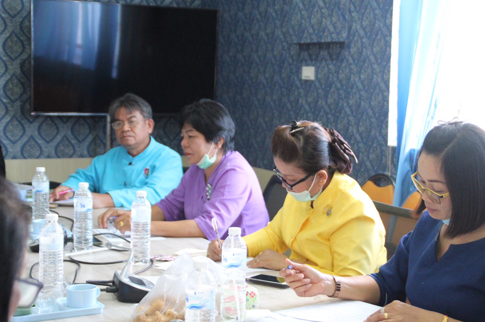 พช.สกลนคร จัดประชุมคณะทำงานขับเคลื่อนกองทุนพัฒนาบทบาทสตรี ครั้งที่ 10/2563