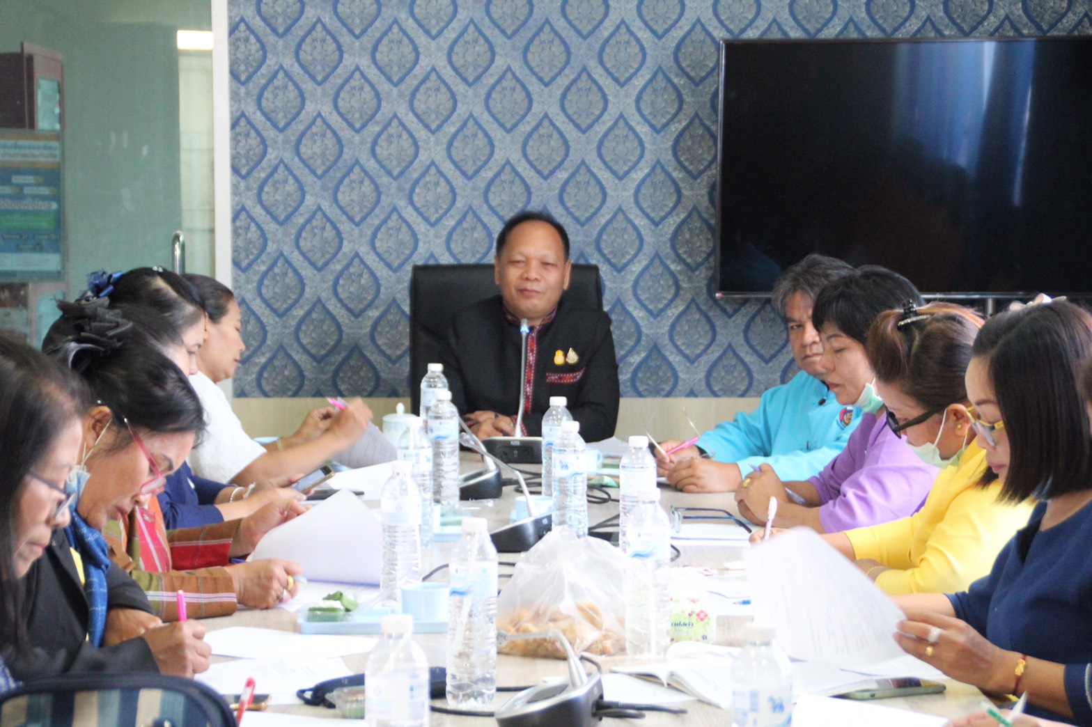 พช.สกลนคร จัดประชุมคณะทำงานขับเคลื่อนกองทุนพัฒนาบทบาทสตรี ครั้งที่ 10/2563