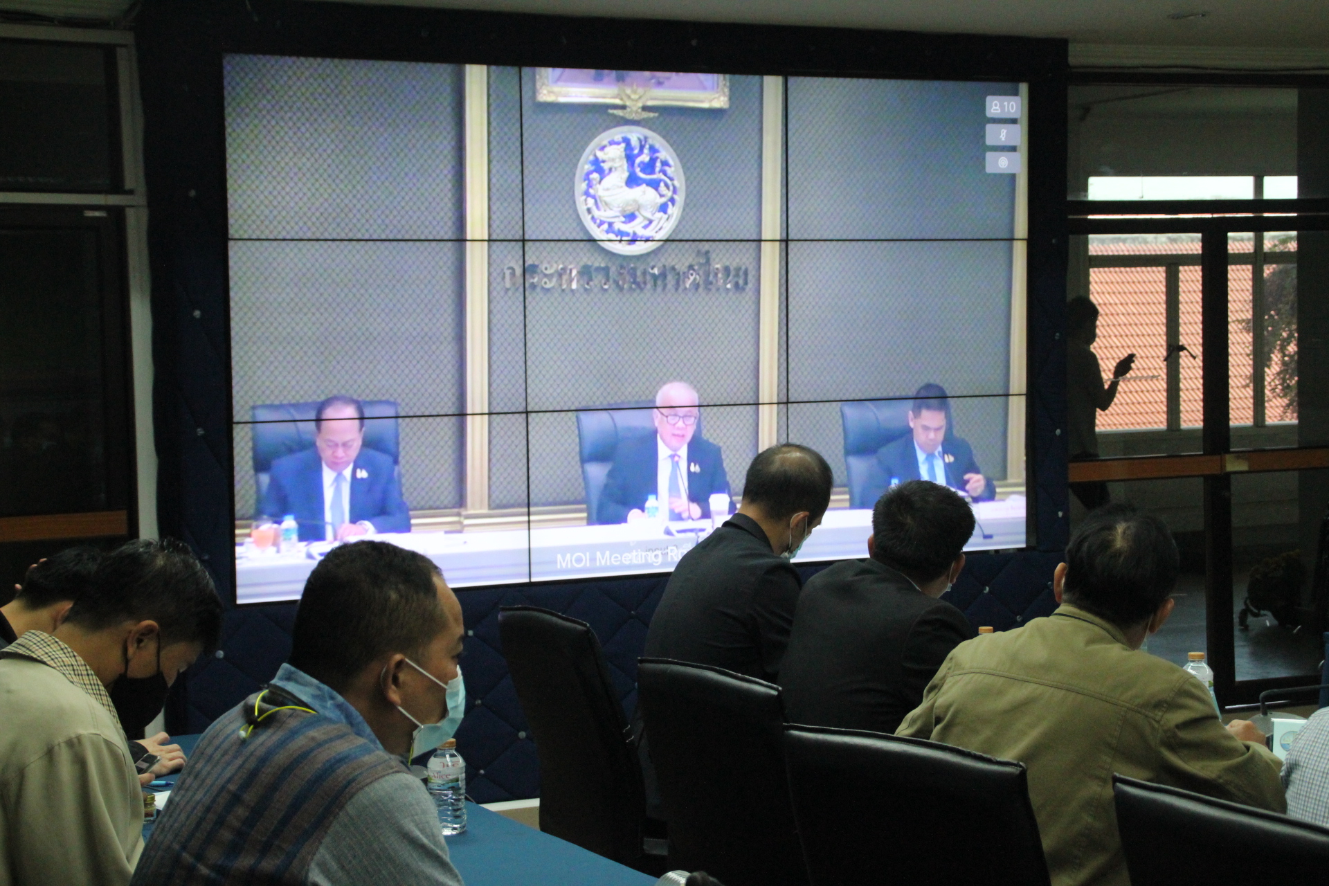 พช.สกลนคร ร่วมประชุมชี้แจงข้อราชการสำคัญ ผ่านระบบวีดิทัศน์ทางไกล (VCS) กระทรวงมหาดไทย