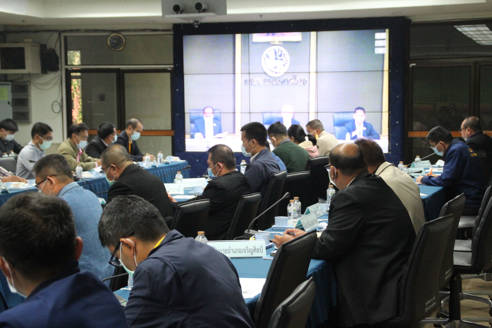 พช.สกลนคร ร่วมประชุมชี้แจงข้อราชการสำคัญ ผ่านระบบวีดิทัศน์ทางไกล (VCS) กระทรวงมหาดไทย