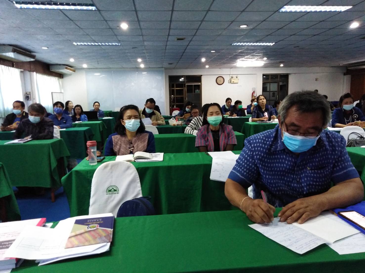พช.สกลนคร > วันที่ 2 การฝึกอบรมพัฒนากรระหว่างประจำการ ด้านบริหารการเปลี่ยนแปลง ปีงบประมาณ พ.ศ. 2564 ในรูปแบบออนไลน์