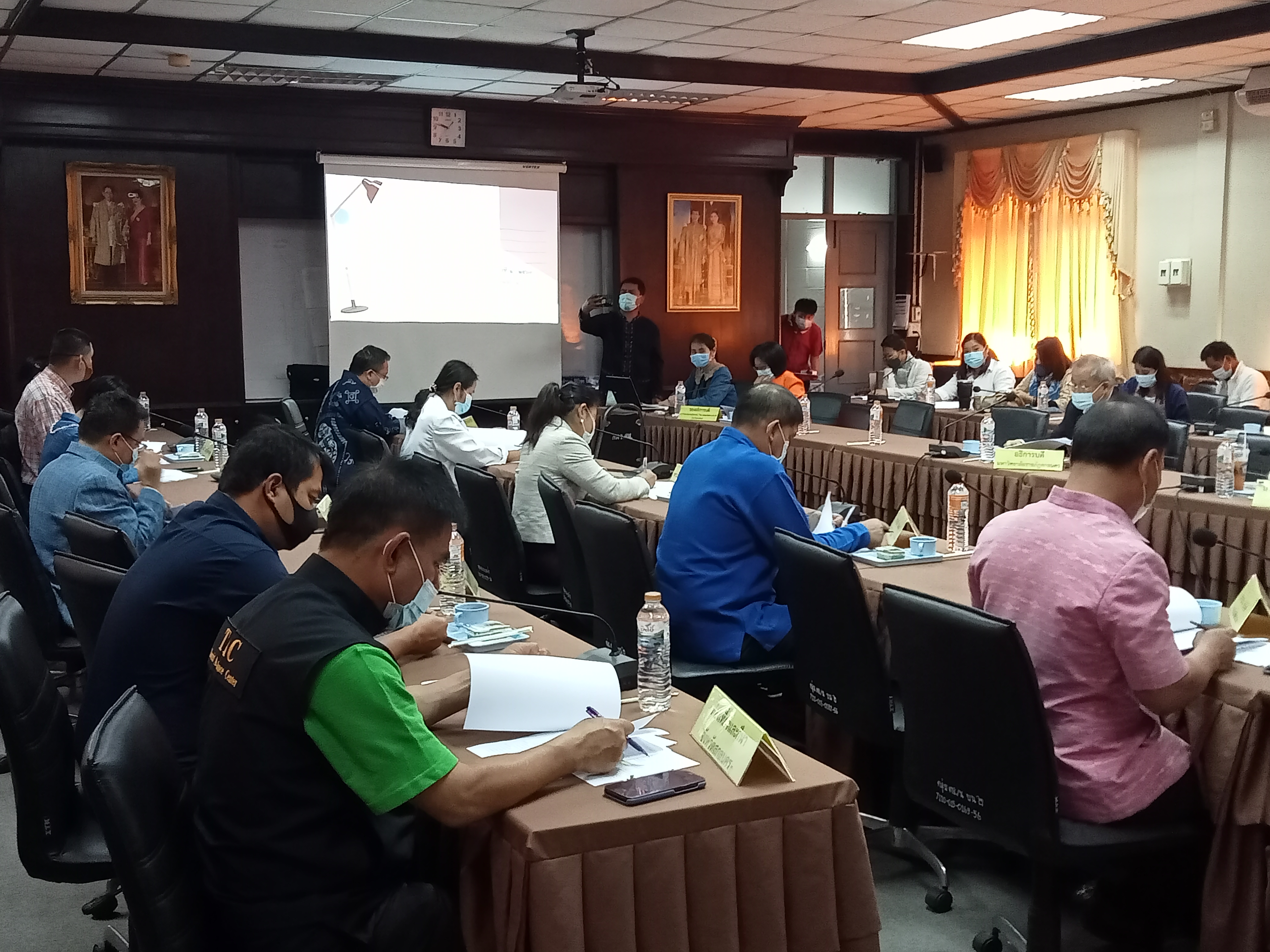 พช.สกลนคร ประชุมคณะกรรมการเครือข่ายองค์ความรู้(Knowledge – Based – OTOP : KBO) จังหวัด