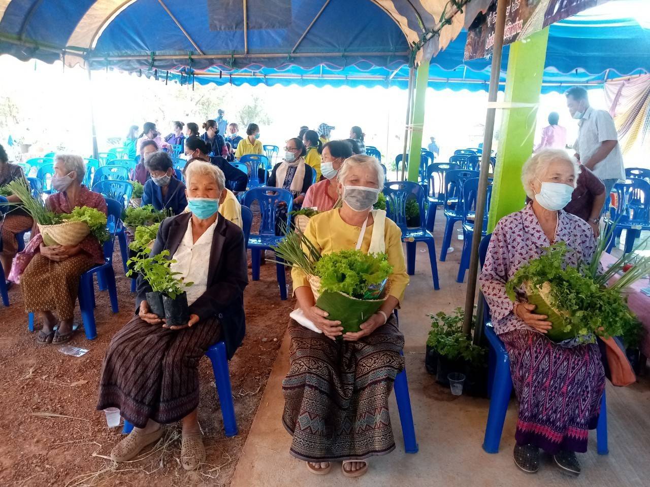 “พังโคนเมืองไก่ย่าง” KickOff ปลูกผัก รอบที่ 2  & Kick off  มท. สร้างสุข (Happy Creation)