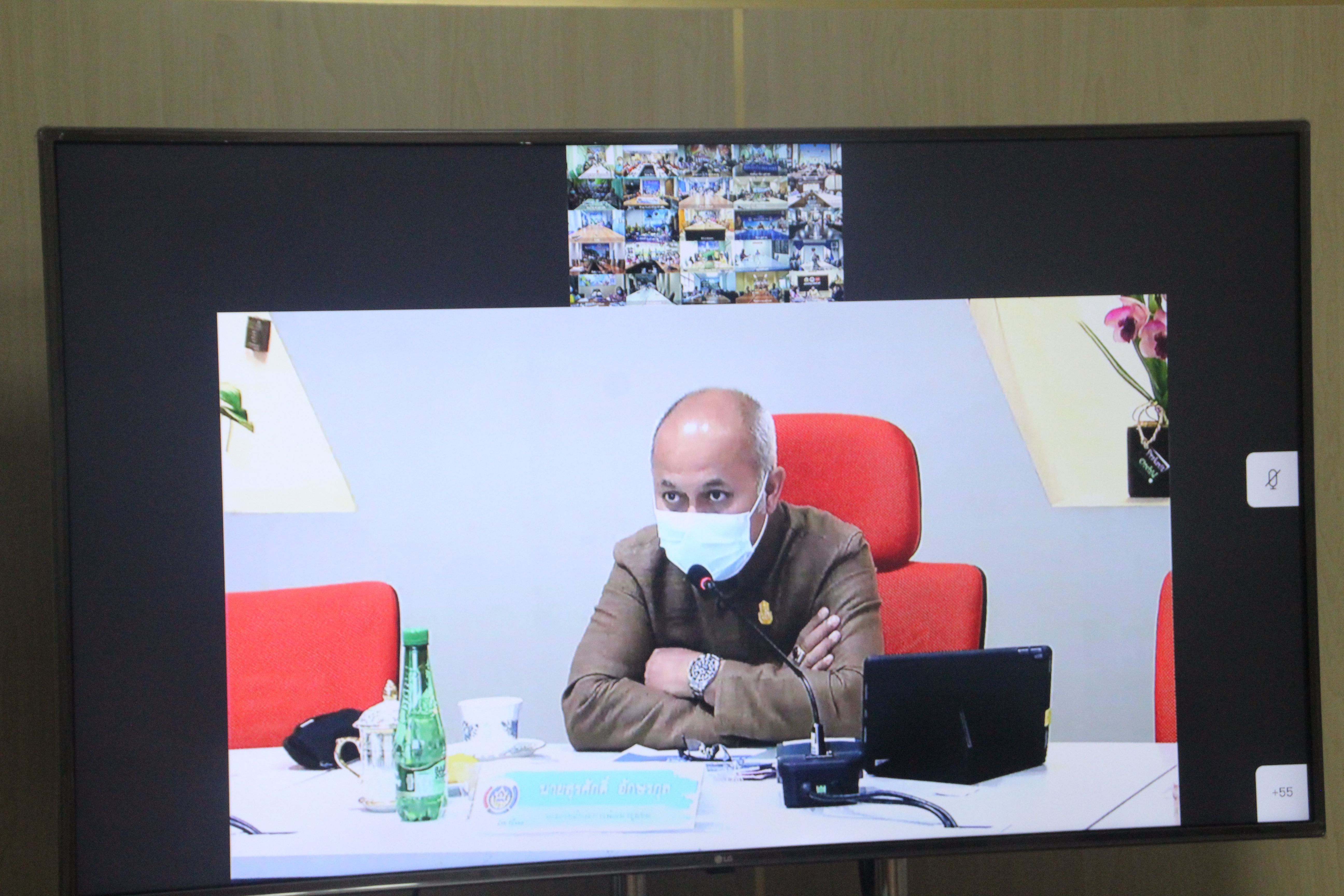 พช. สกลนคร ร่วมประชุมชี้แจงการดำเนินงานตามมาตรการปรับปรุงประสิทธิภาพในการปฏิบัติราชการ ประจำปีงบประมาณ พ.ศ. 2564