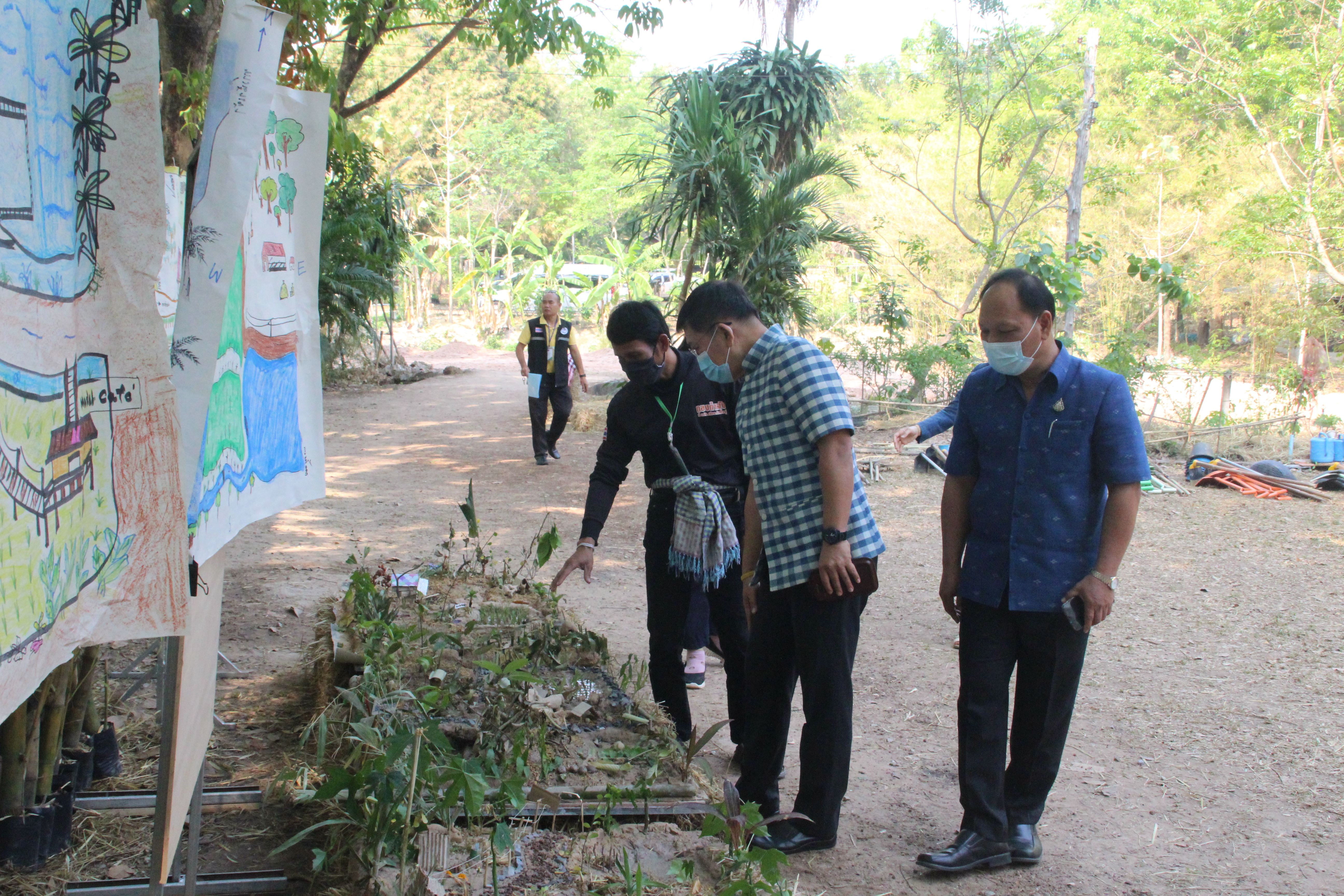 หัวหน้าผู้ตรวจราชการกรมฯ ตรวจติดตามการดำเนินงานพัฒนาชุมชน ในเขตพื้นที่จังหวัดสกลนคร