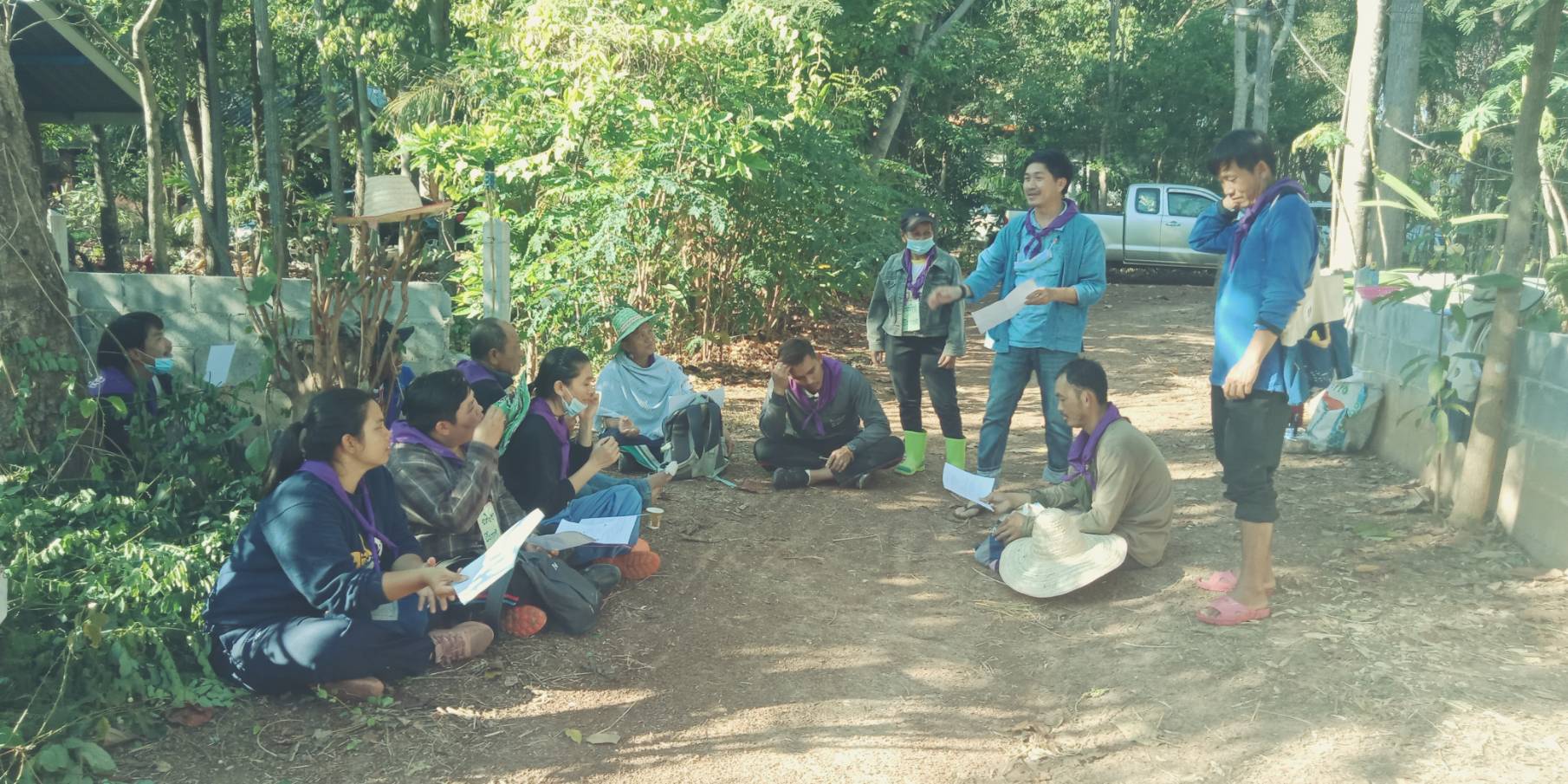 ฝึกทักษะ “โคก หนอง นา ” ตามหลักปรัชญาของเศรษฐกิจพอเพียง วันที่ 4 ณ ศูนย์กสิกรรมธรรมชาติฅนฮักถิ่น สกลนคร