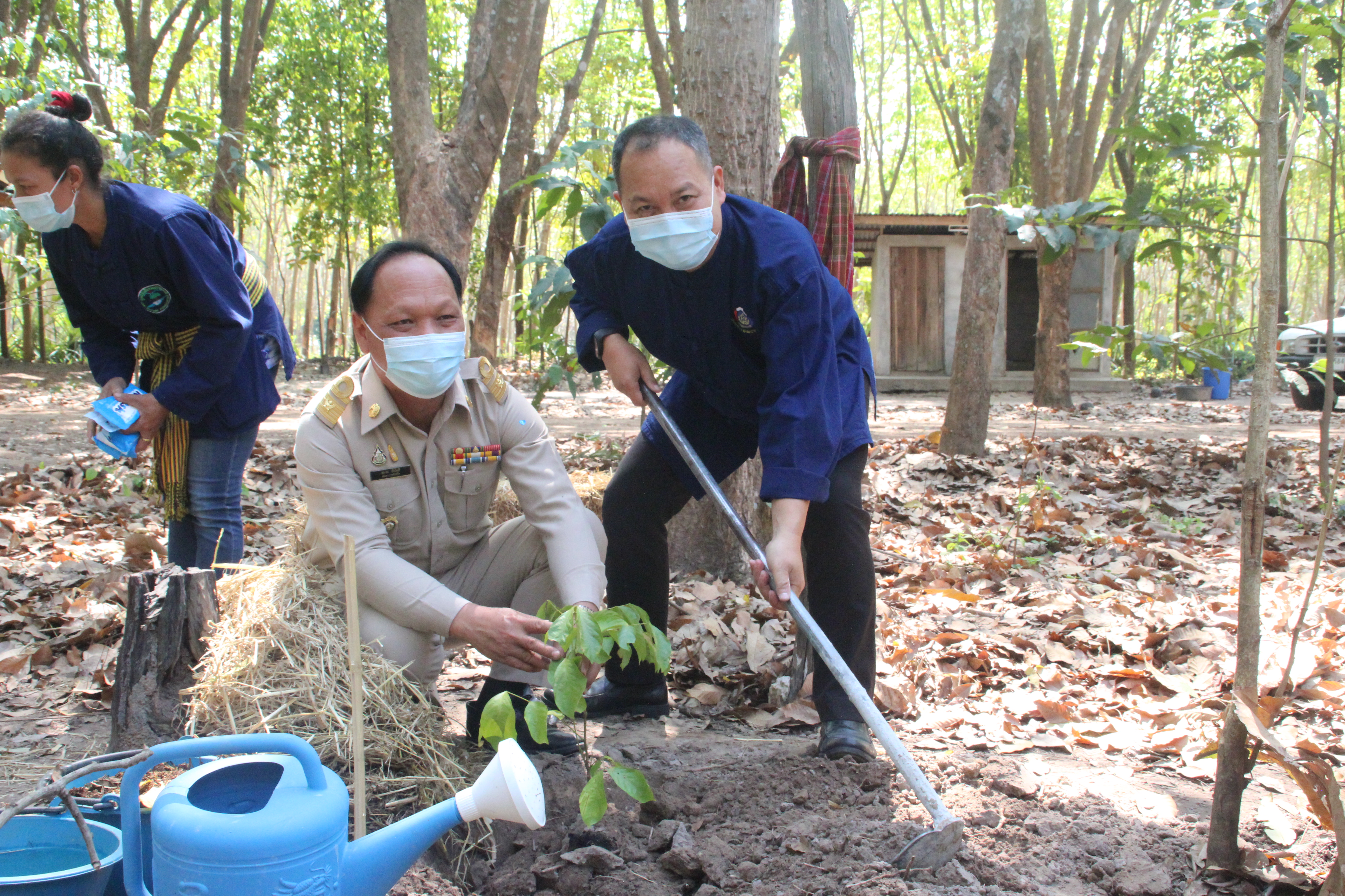 รองฯ ผู้ว่า สกลนคร เปิดโครงการพัฒนาพื้นที่ต้นแบบการพัฒนาคุณภาพชีวิตตามหลักทฤษฎีใหม่ประยุกต์สู่ “โคก หนอง นา โมเดล” รุ่นที่ 2