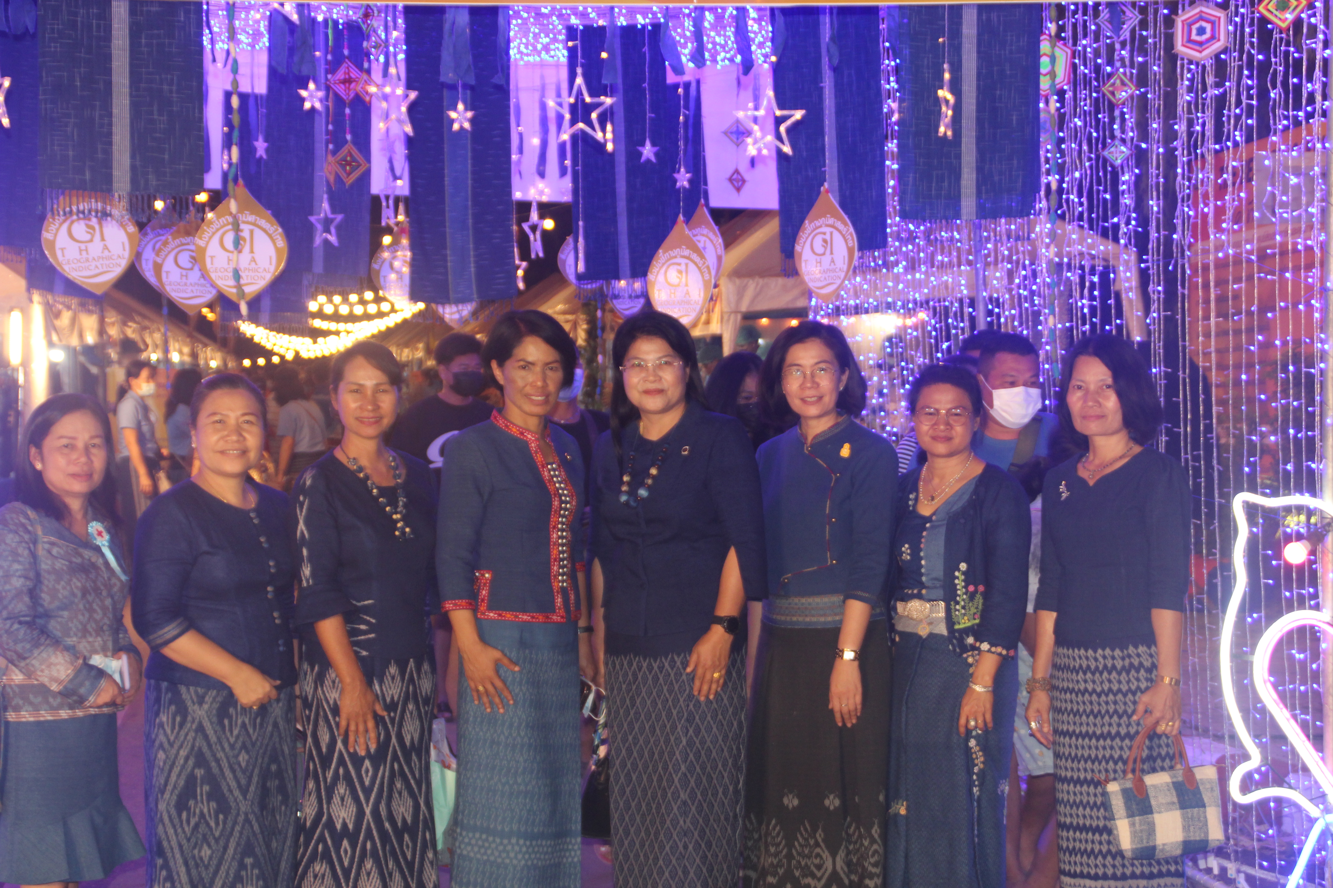จังหวัดสกลนคร สวมใส่ผ้าไทย งานรวมน้ำใจไทยสกล
