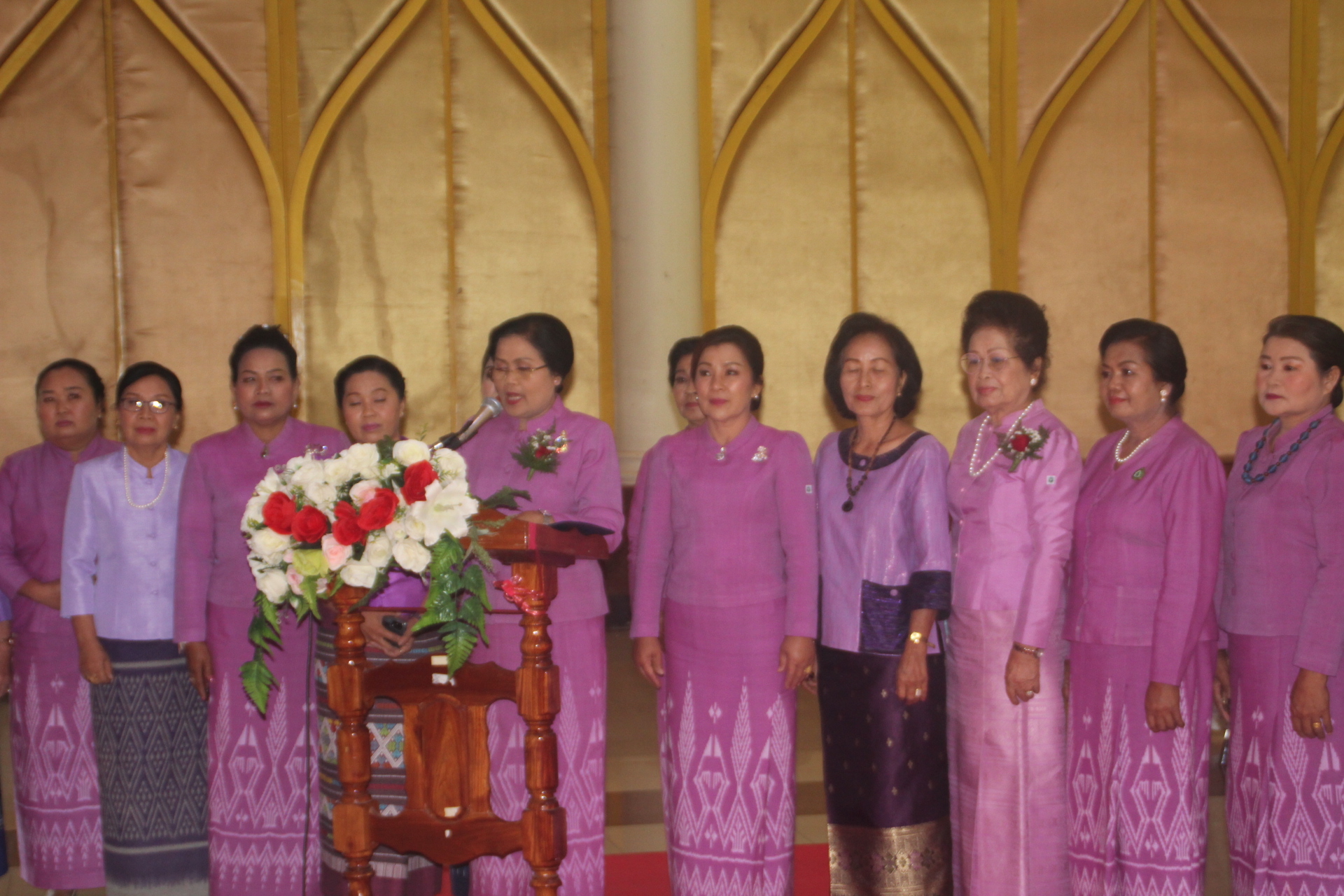 จังหวัดสกลนคร “รวมพลังเชิดชูเกียรติสตรี ด้วยกิจกรรมที่ดีเพื่อสังคม”