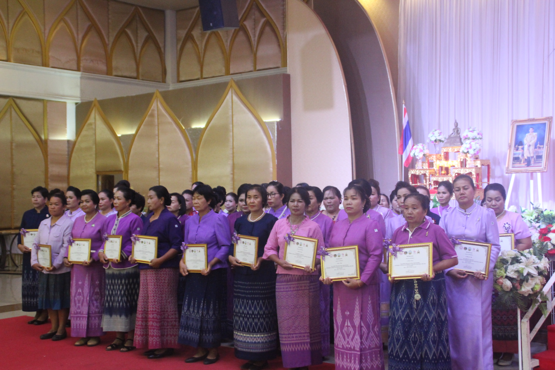 จังหวัดสกลนคร “รวมพลังเชิดชูเกียรติสตรี ด้วยกิจกรรมที่ดีเพื่อสังคม”
