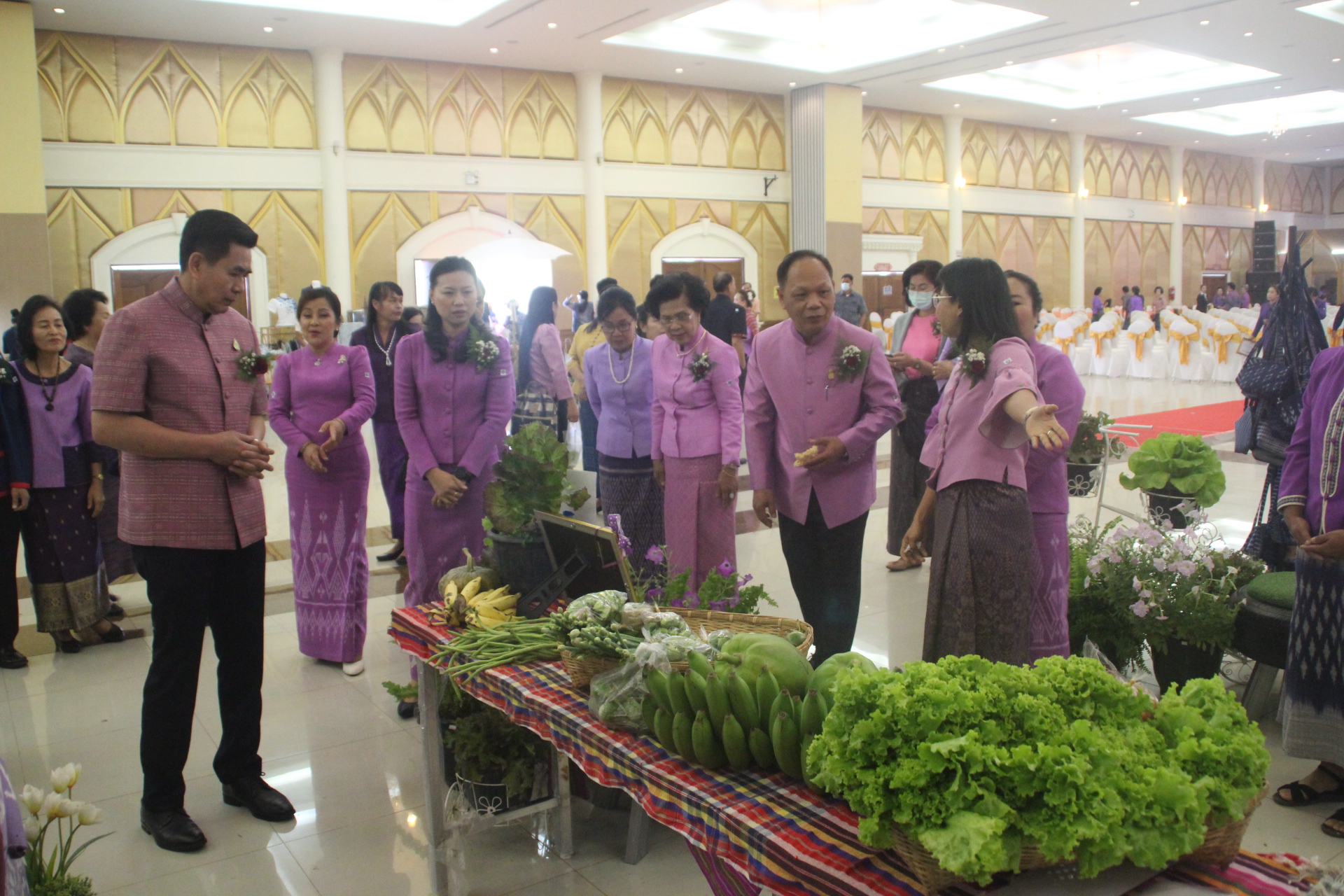จังหวัดสกลนคร “รวมพลังเชิดชูเกียรติสตรี ด้วยกิจกรรมที่ดีเพื่อสังคม”