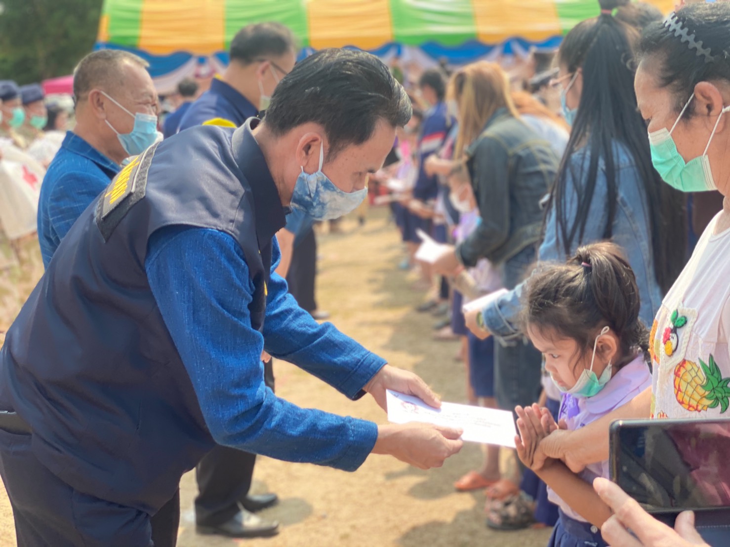 “พช.สกลนคร” ร่วมกิจกรรมจังหวัดเคลื่อนที่ ณ อำเภอภูพาน จังหวัดสกลนคร
