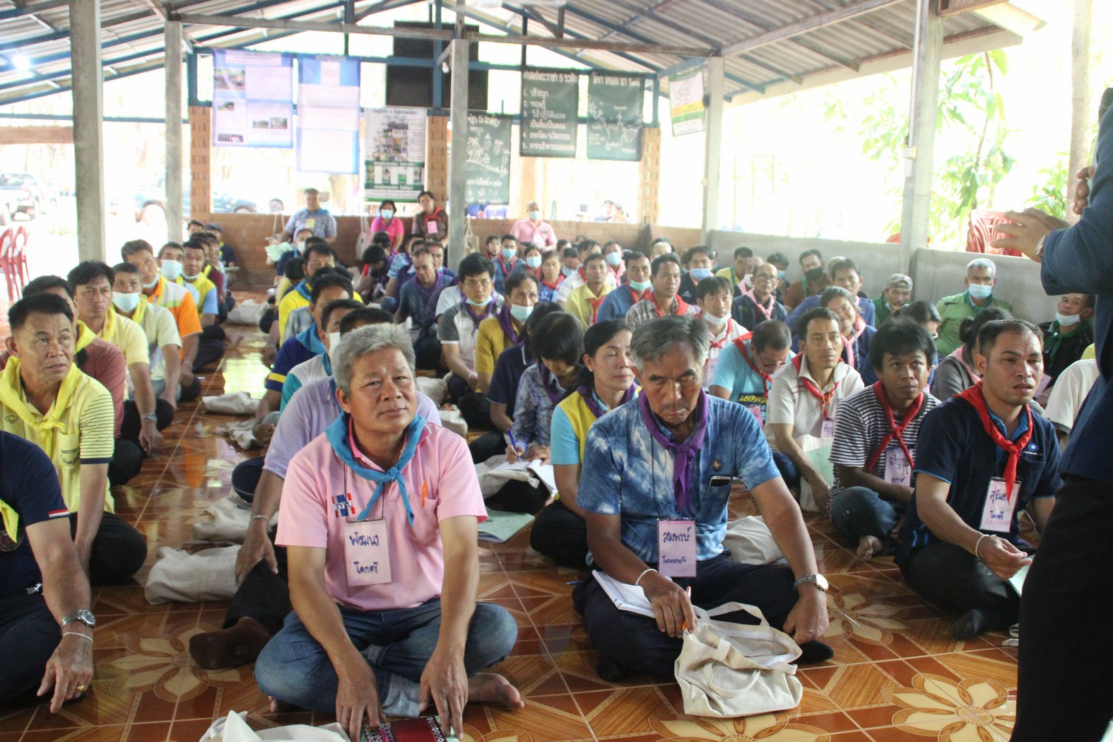 พช.สกลนคร ดำเนินโครงการพัฒนาหมู่บ้านเศรษฐกิจพอเพียง  ประจำปีงบประมาณ 2564