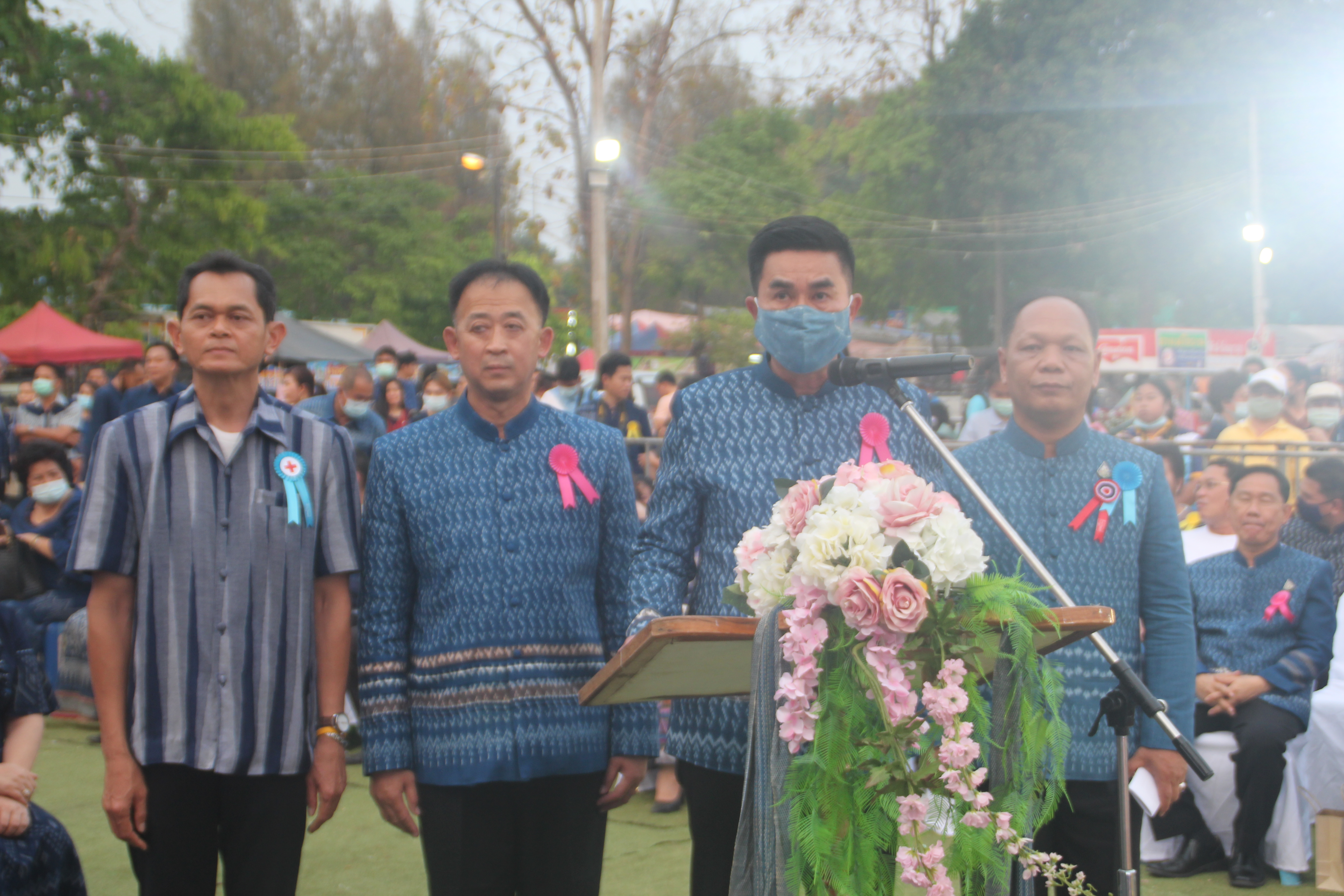 มหัศจรรย์ แฟชั่นโชว์ ”ผ้ามัดหมี่ลายขอเจ้าฟ้าสิริวัณณวรีฯ” ที่นี่ สกลนคร