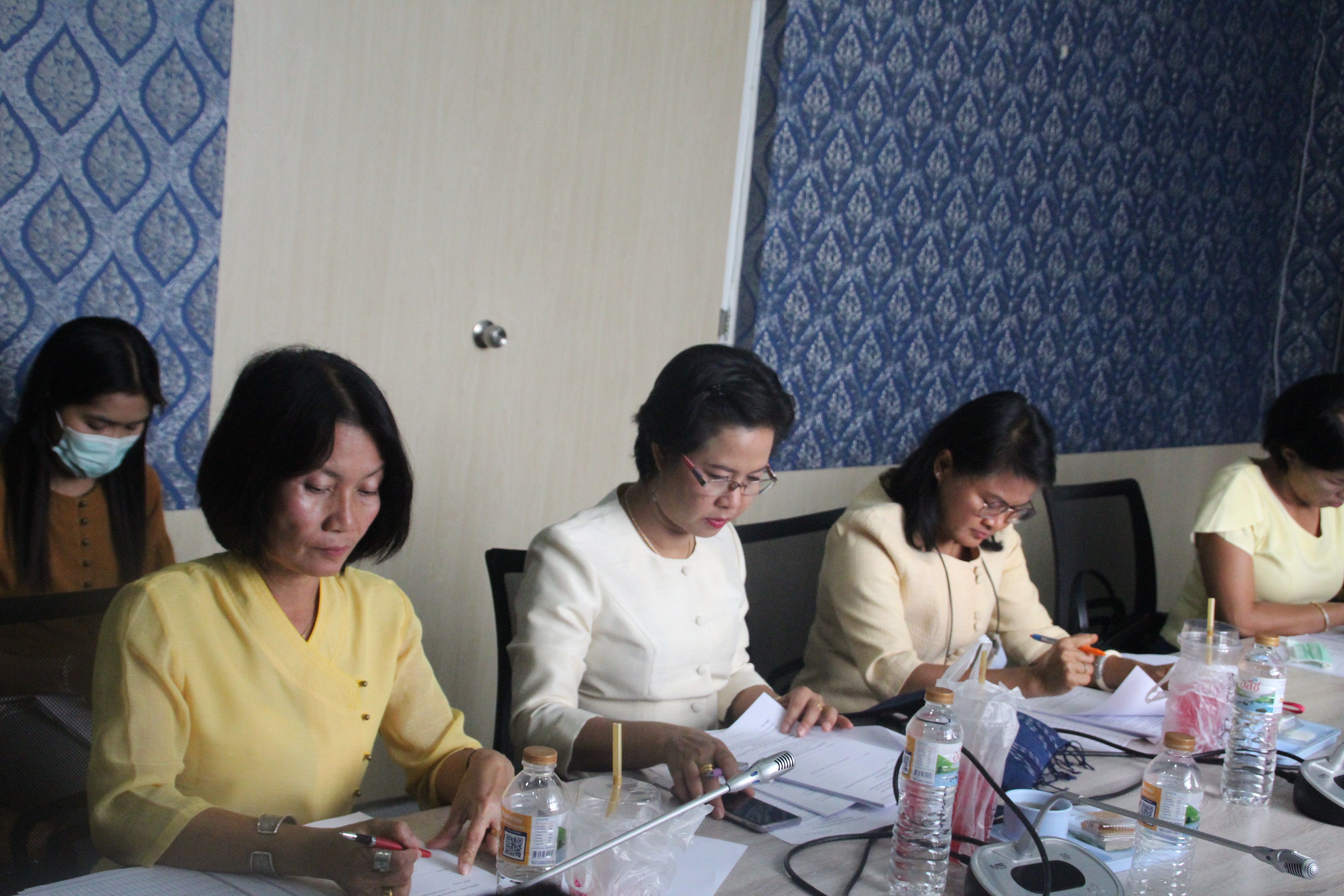 พช.สกลนคร ประชุมผู้บริหารและนักวิชาการพัฒนาชุมชนจังหวัดสกลนคร