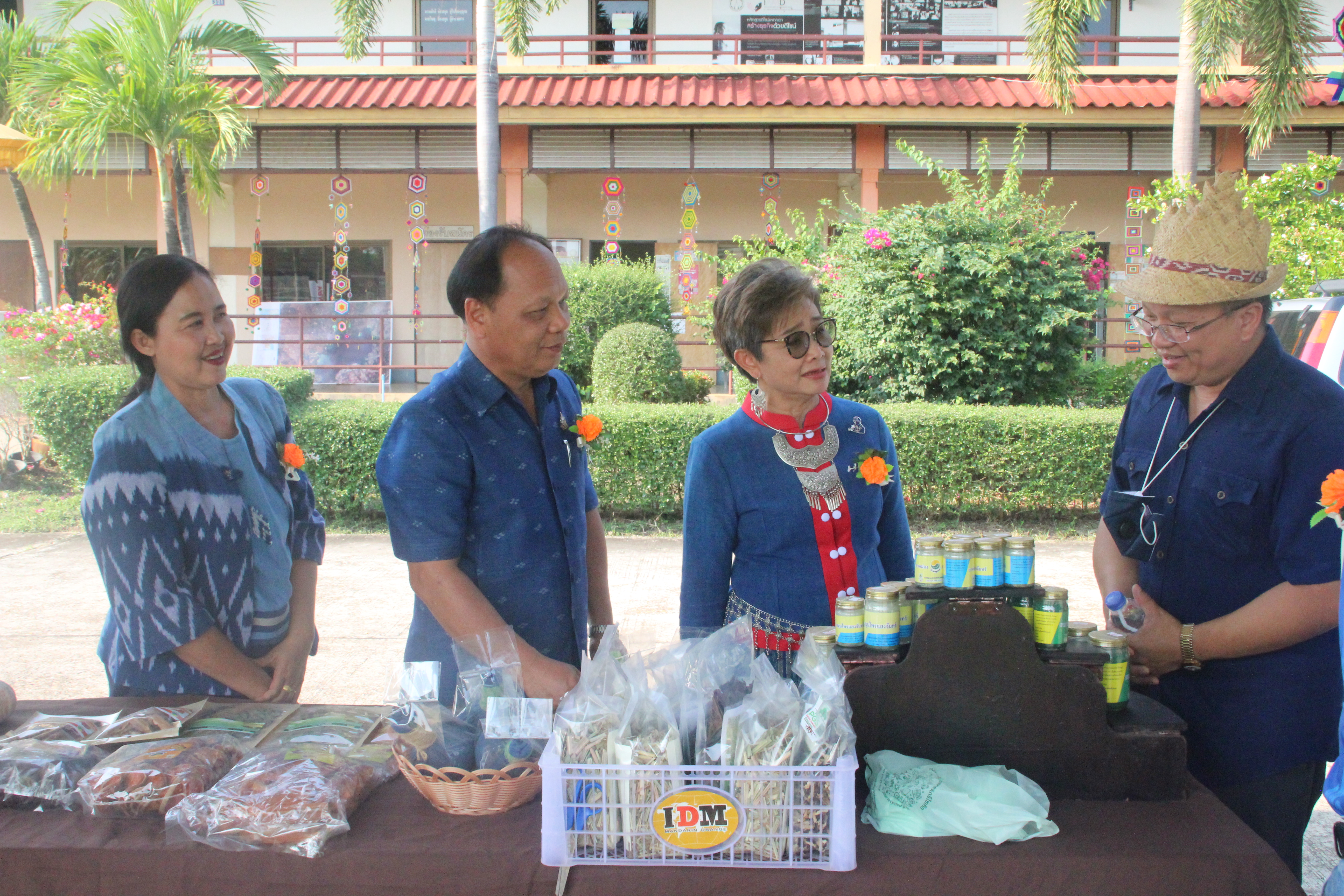 เปิดแล้ว “ตลาดพอใจ” เรามีนัดกันทุกวันศุกร์
