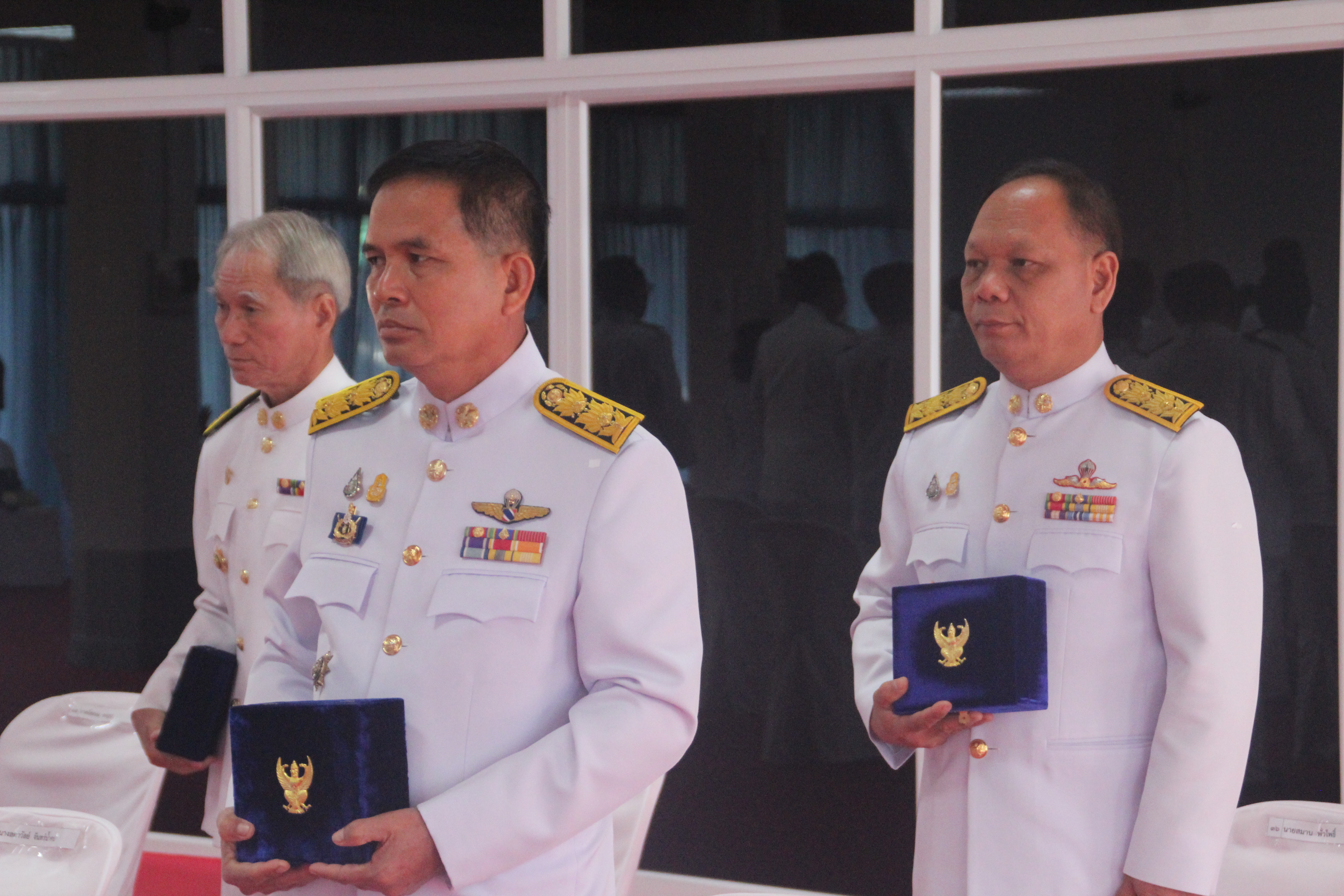 จังหวัดสกลนคร จัดพิธีรับพระราชทานเครื่องราชอิสริยาภรณ์ชั้นสายสะพาย ประจำปี 2563