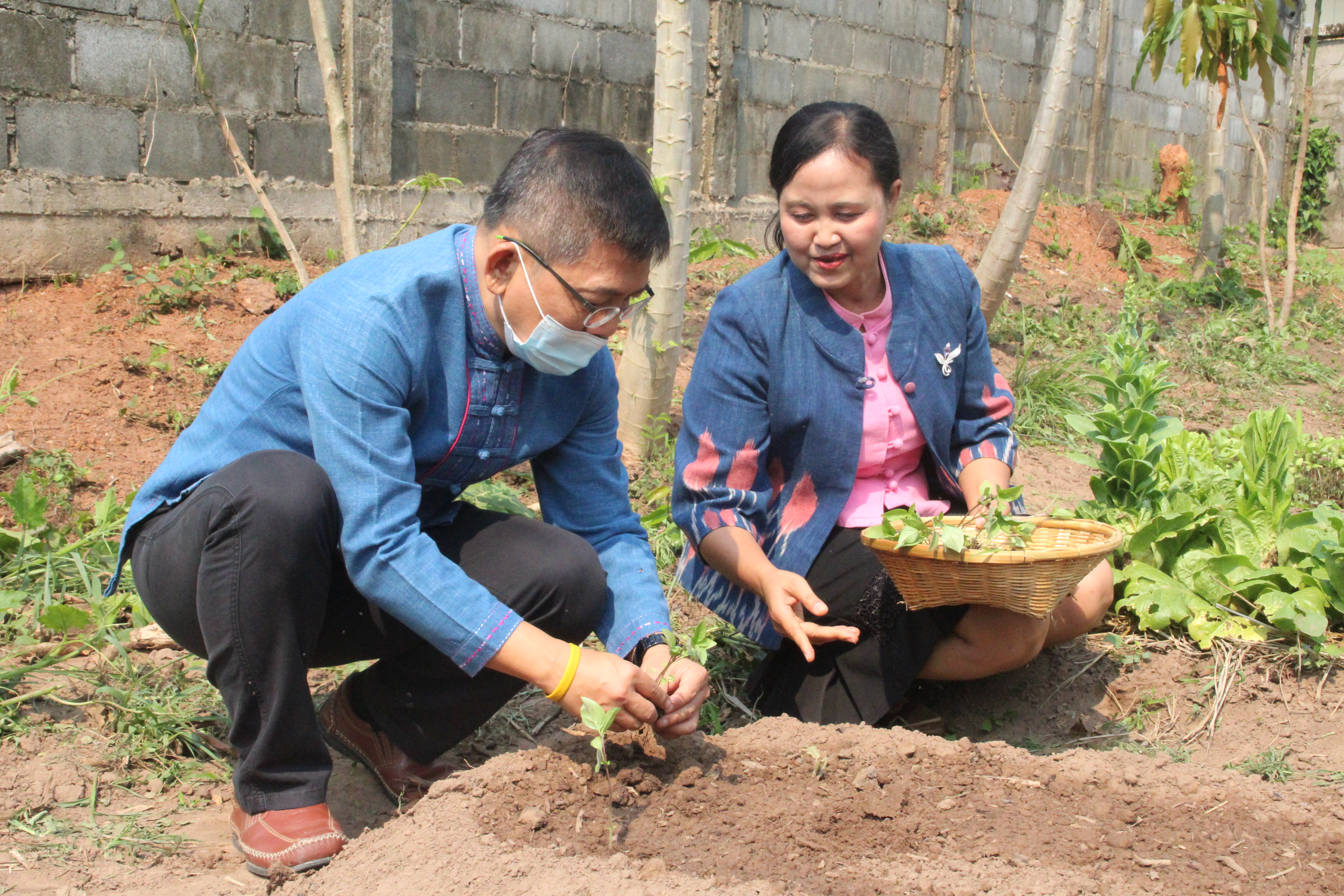 หัวหน้าผู้ตรวจราชการกรมฯ ตรวจติดตามการดำเนินงานพัฒนาชุมชน ในเขตพื้นที่จังหวัดสกลนคร