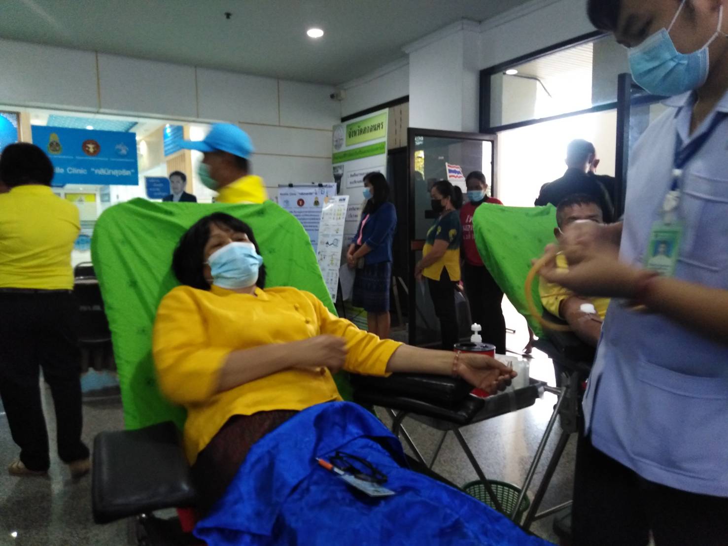 พช.สกลนคร ร่วมบริจาคโลหิต