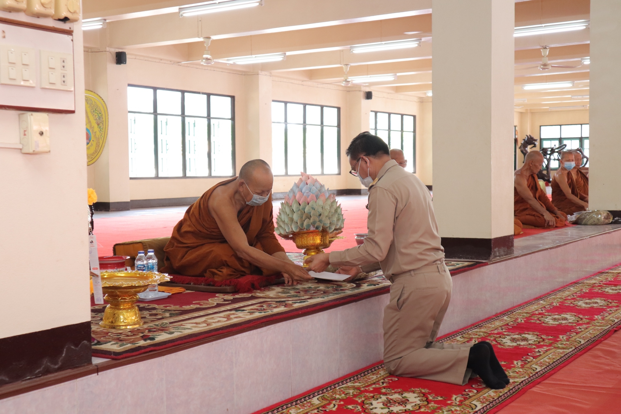 จังหวัดสกลนคร ทอดผ้าป่าสมทบกองทุนเด็กชนบท ในพระราชูปถัมภ์สมเด็จพระเทพรัตนราชสุดา สยามบรมราชกุมารี