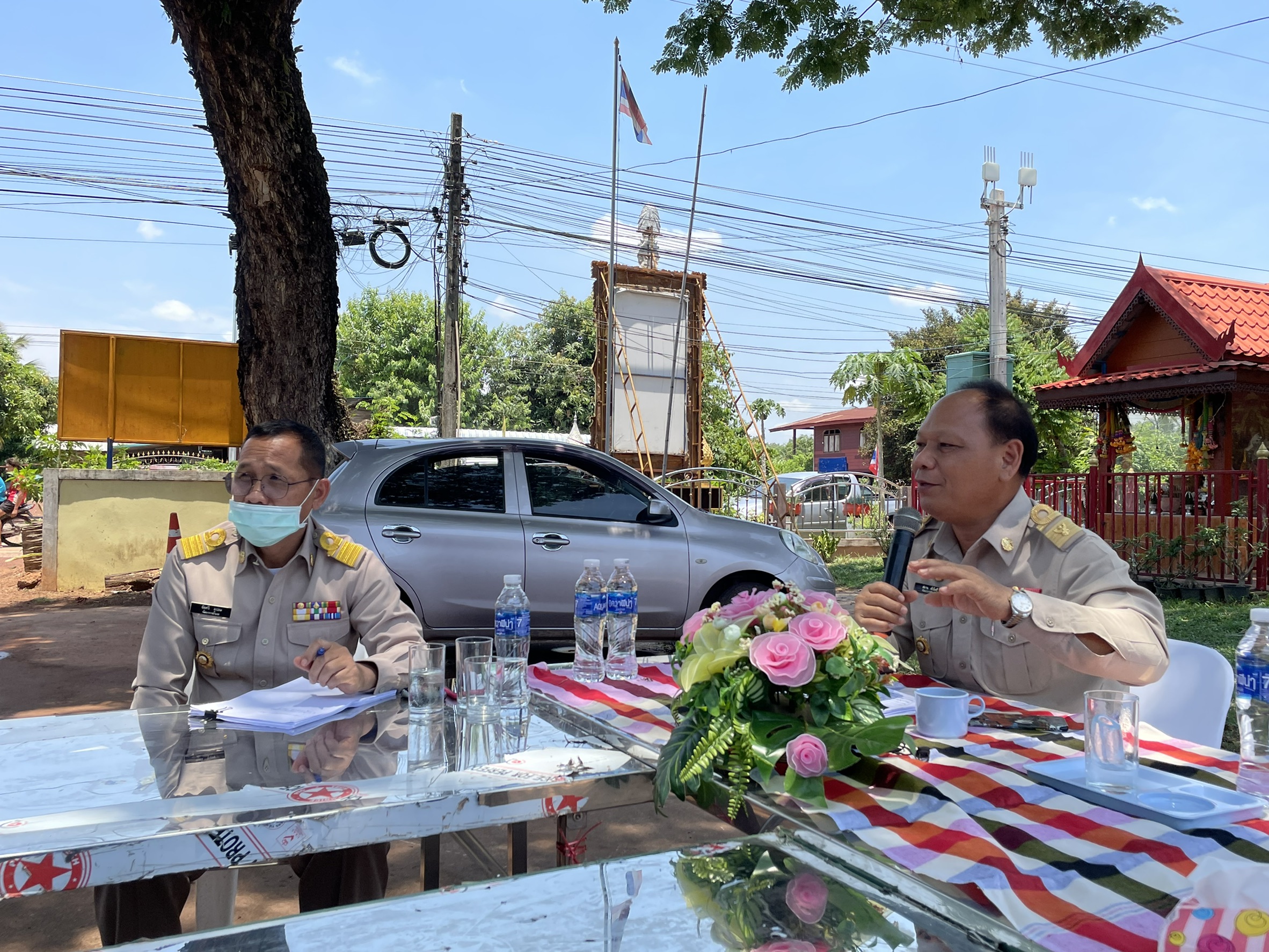 พจ.สกลนคร ลงพื้นที่ติดตามและเยี่ยมให้กำลังใจ ในพื้นที่อำเภอบ้านม่วง